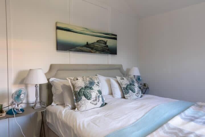 Langebaan 4 Bedroom Holiday Home