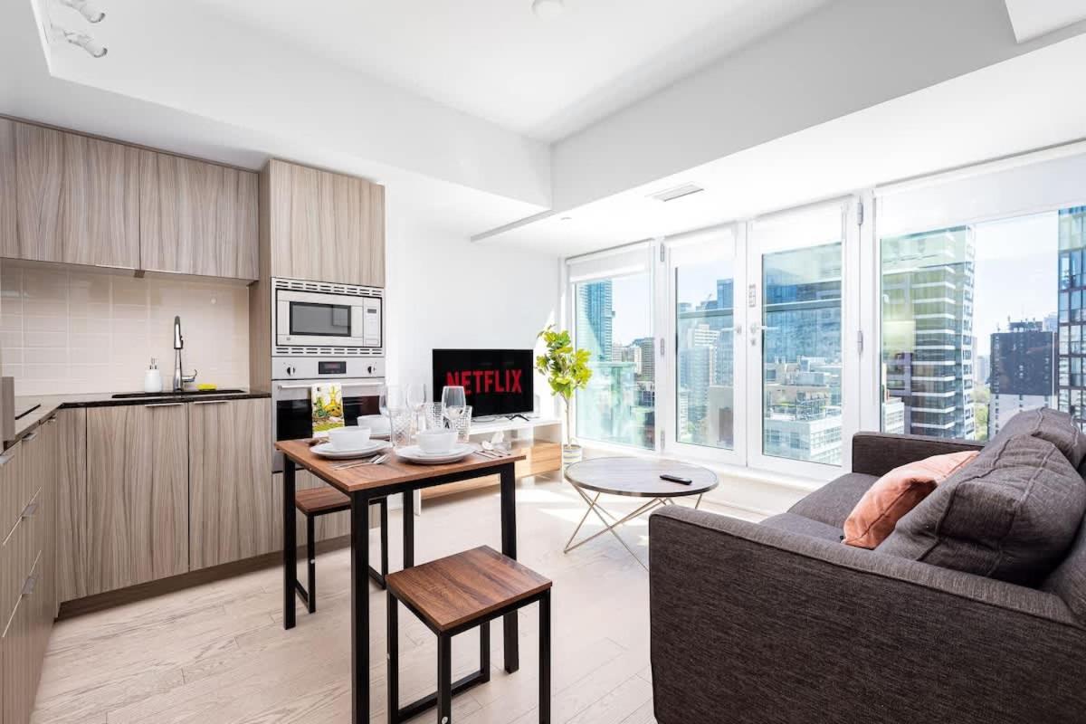 Work and Relax in our 1BR DT