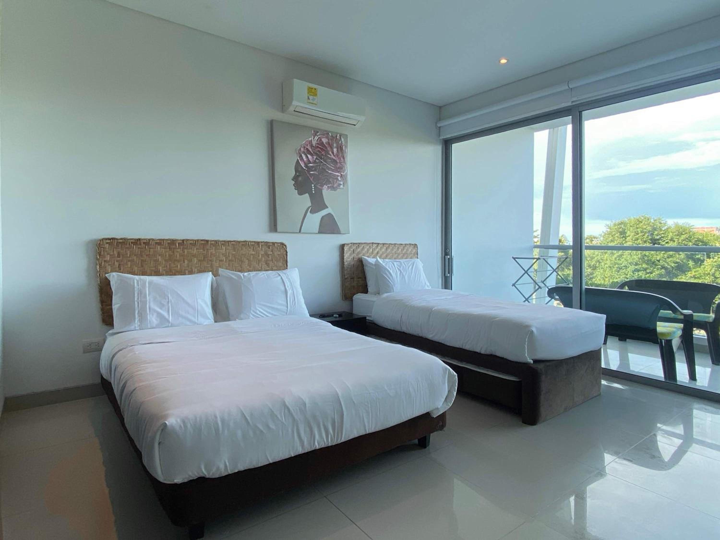 w* Prestigious 2BR w Fantastic View in CTG