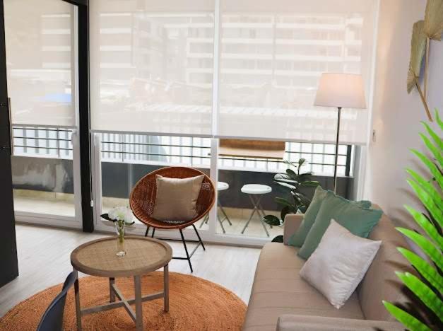 HOM I Nuevo y Comodo Depto 1D1B 2PAX Santiago