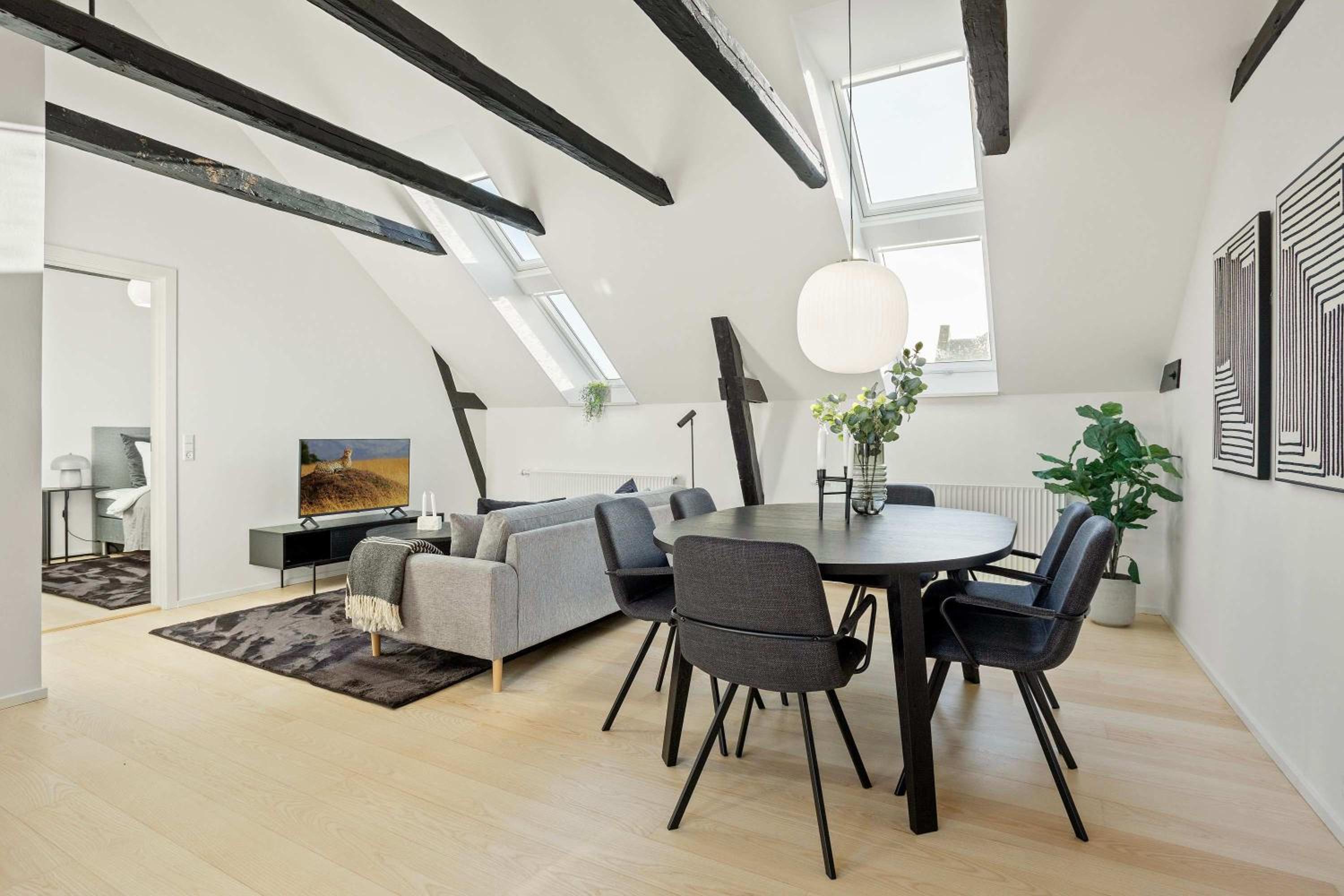 Authentic Midtown Residence