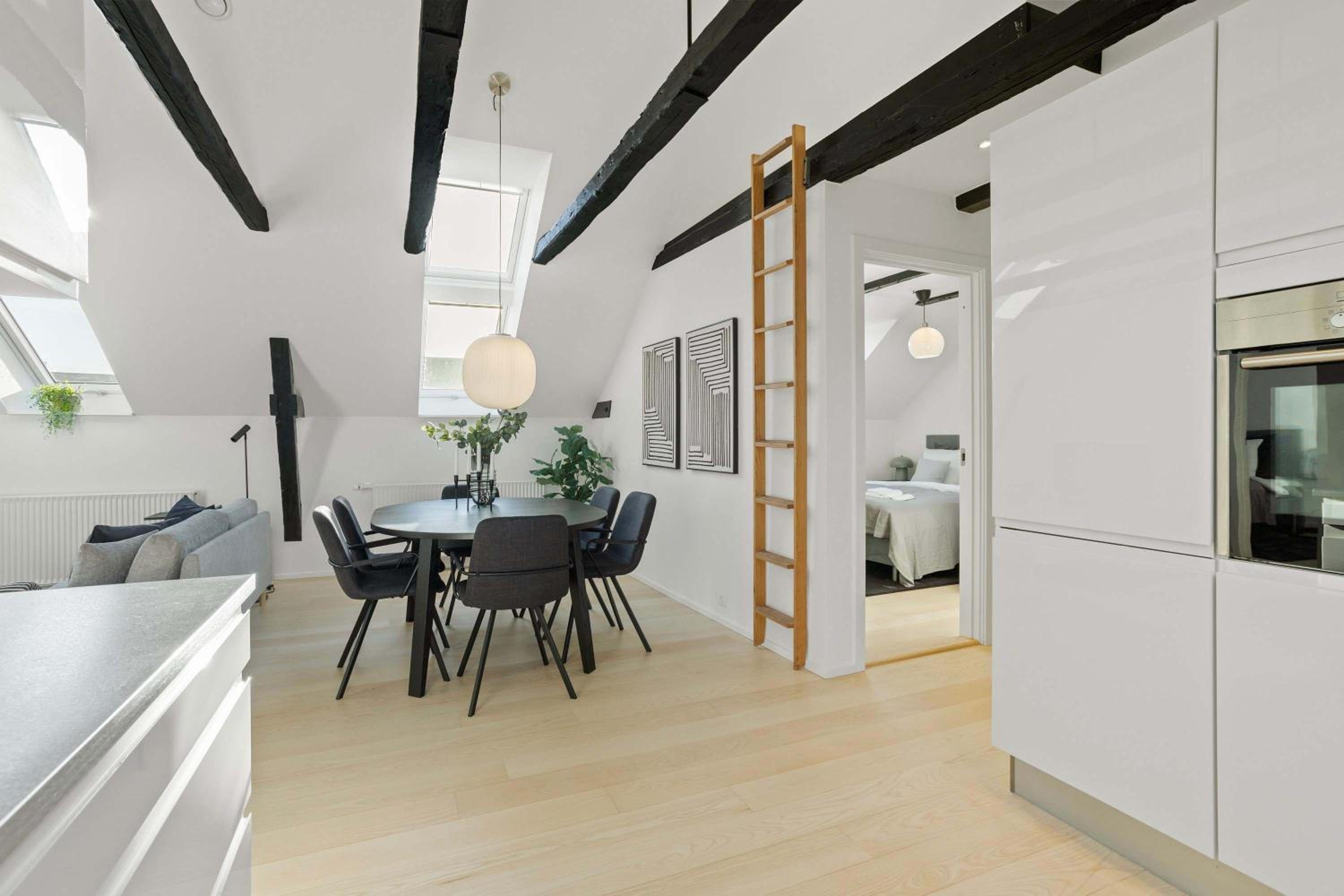 Authentic Midtown Residence