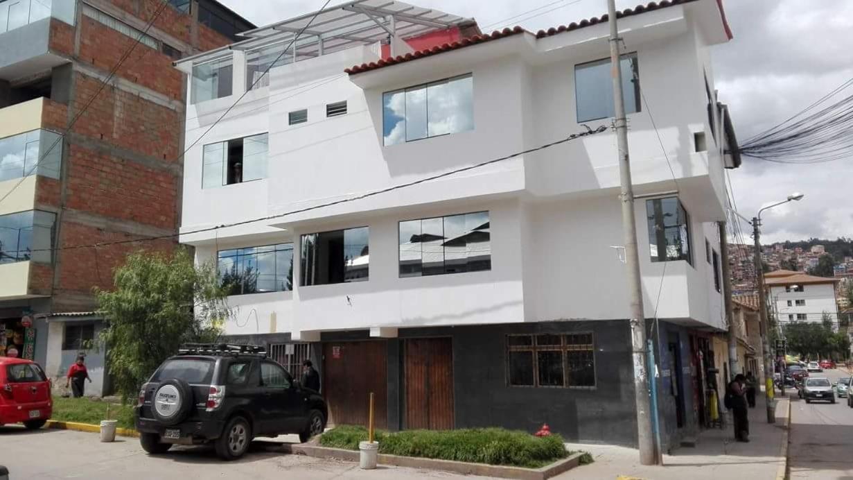 Hermoza House