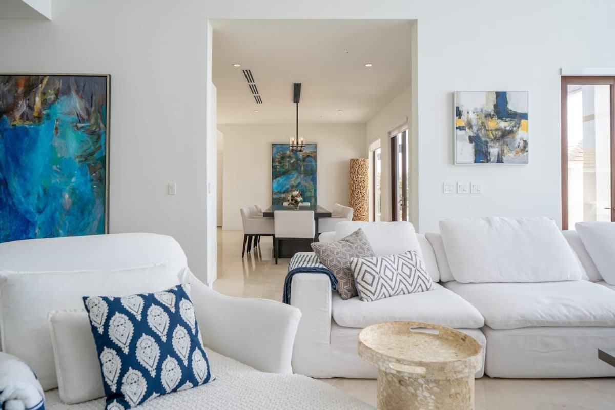 Biminis Beachfront Dream Villa