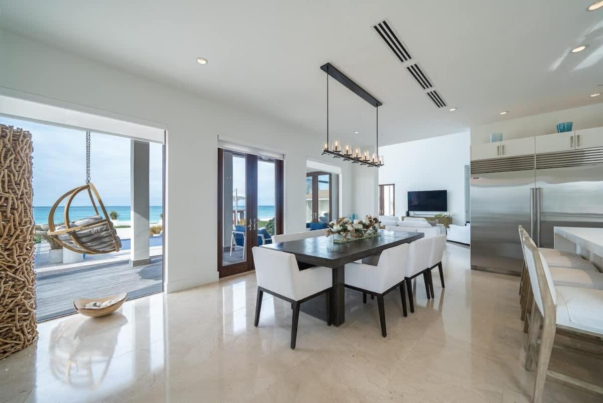 Biminis Beachfront Dream Villa - Property Image 4