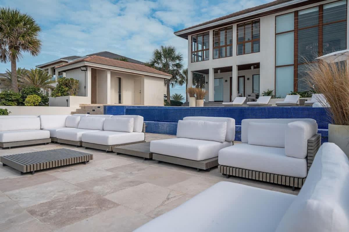 Biminis Beachfront Dream Villa