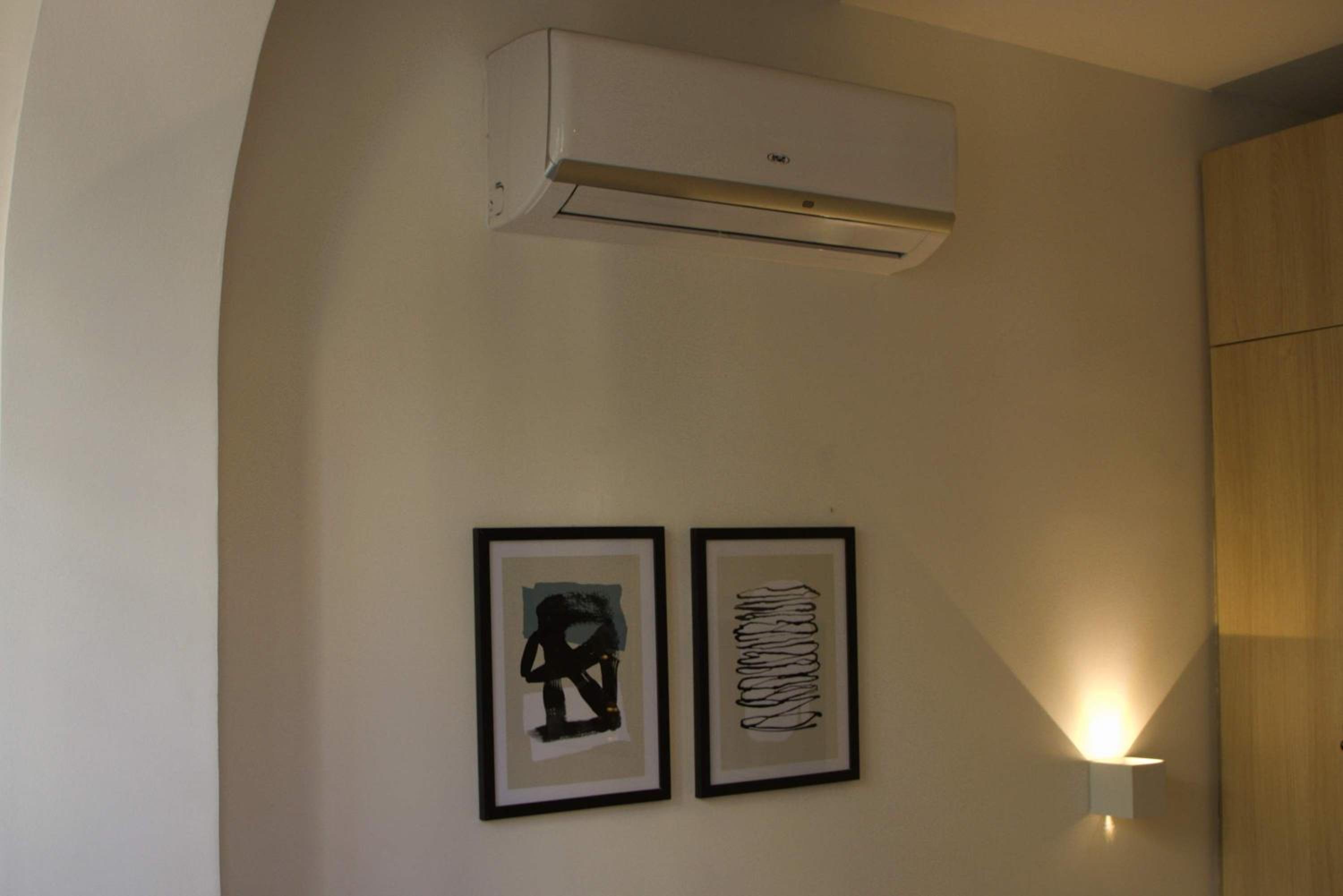 HOM l Wifi AirAcond Historia Vida Museos Lastarria