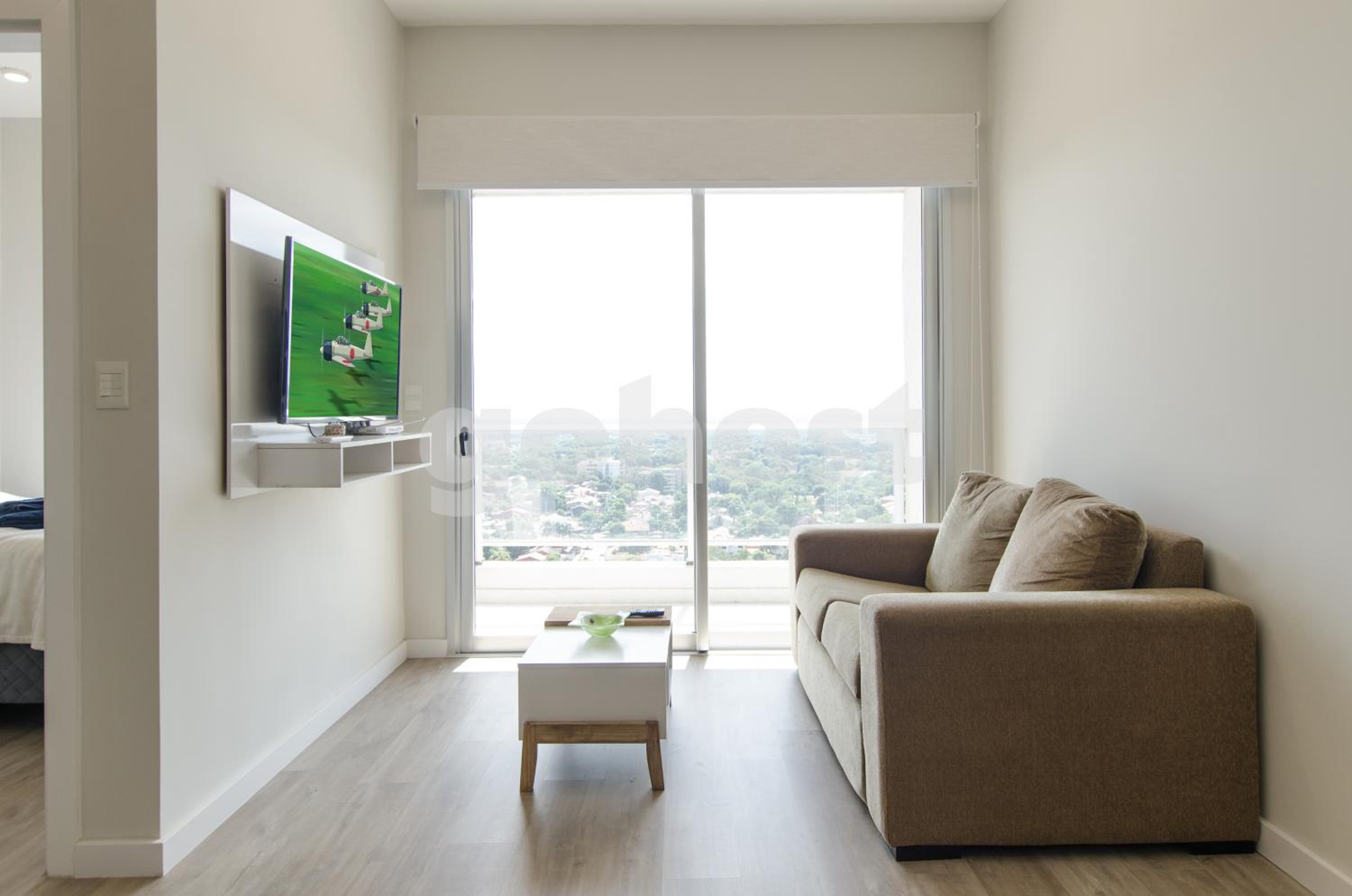 Comfortable apt close to Shopping del Sol view 3