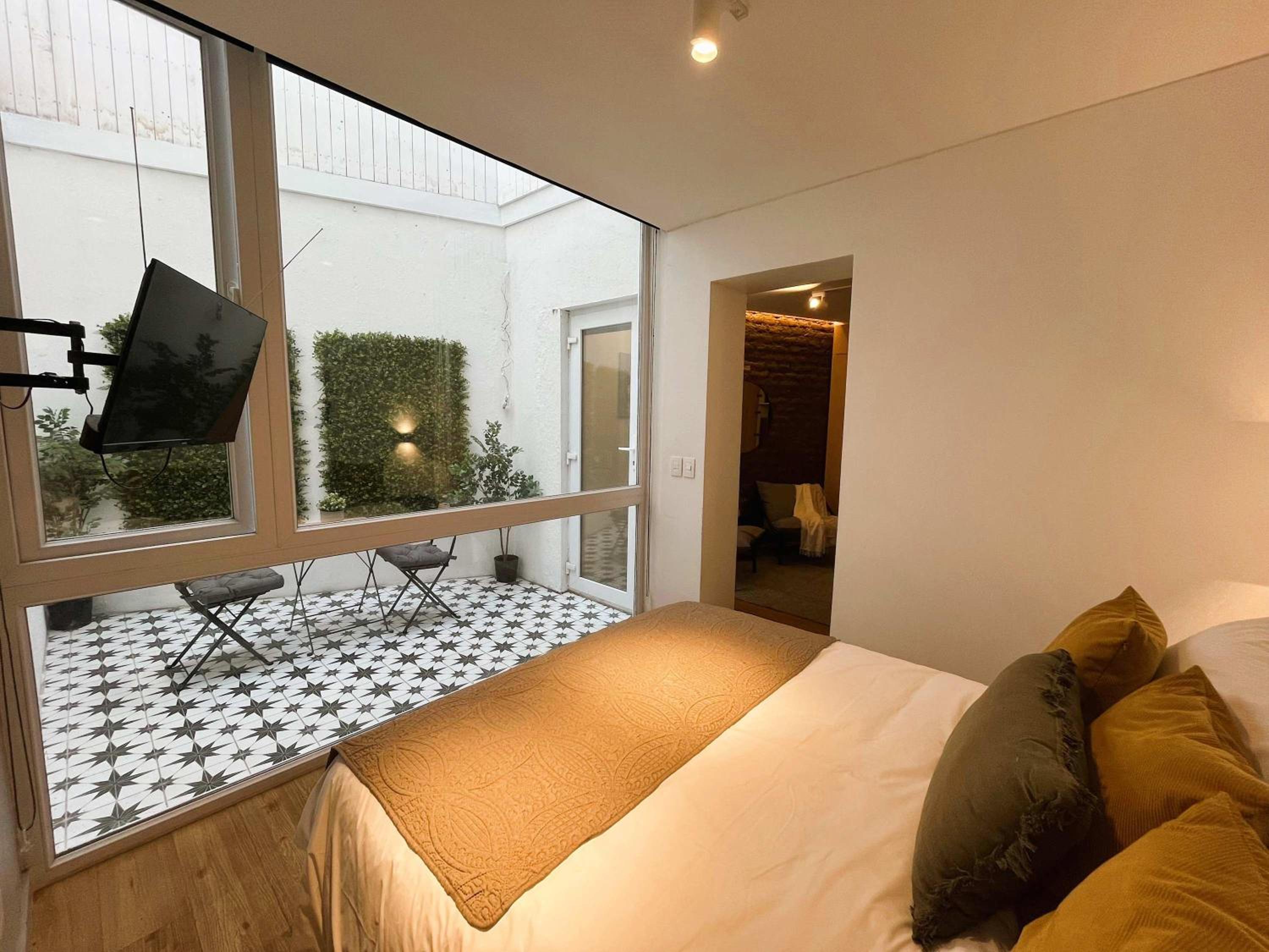 HOM I Depto con Terraza Privada 2PAX Lastarria