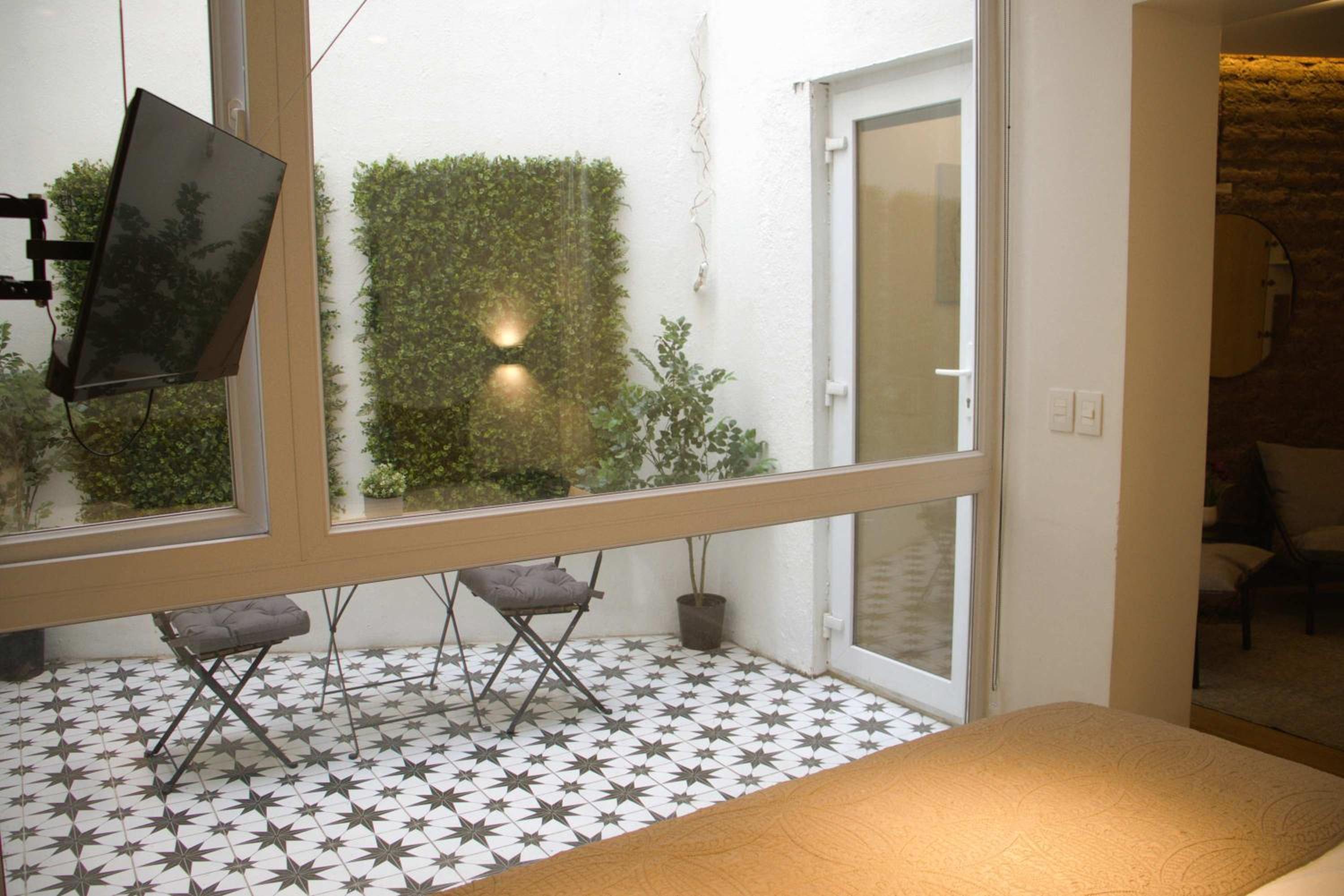 HOM I Depto con Terraza Privada 2PAX Lastarria
