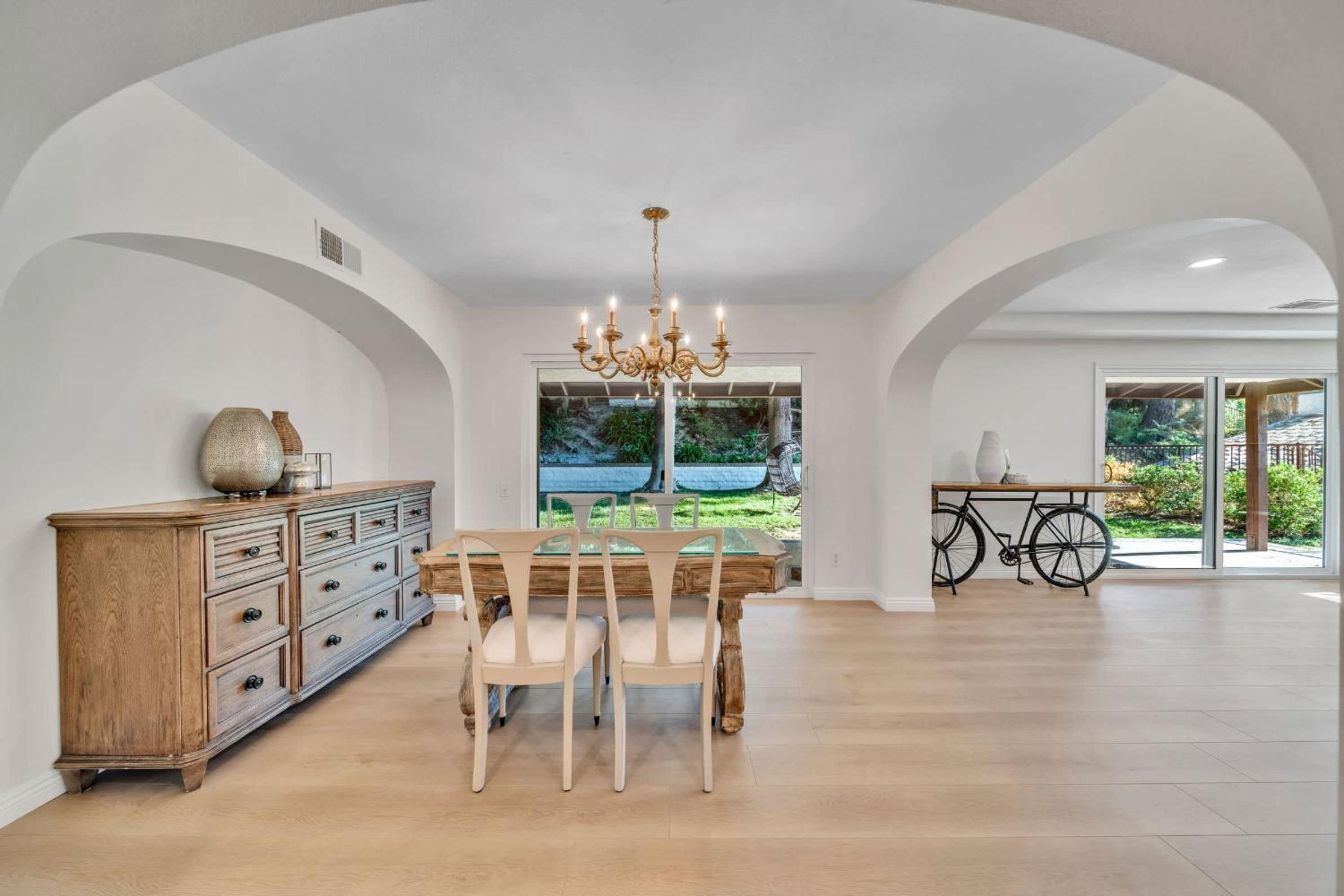 Modern 2-Story Home in Thousand Oaks Near LA Hotspots view 5