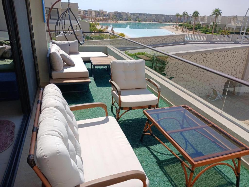 azha main lagoon view