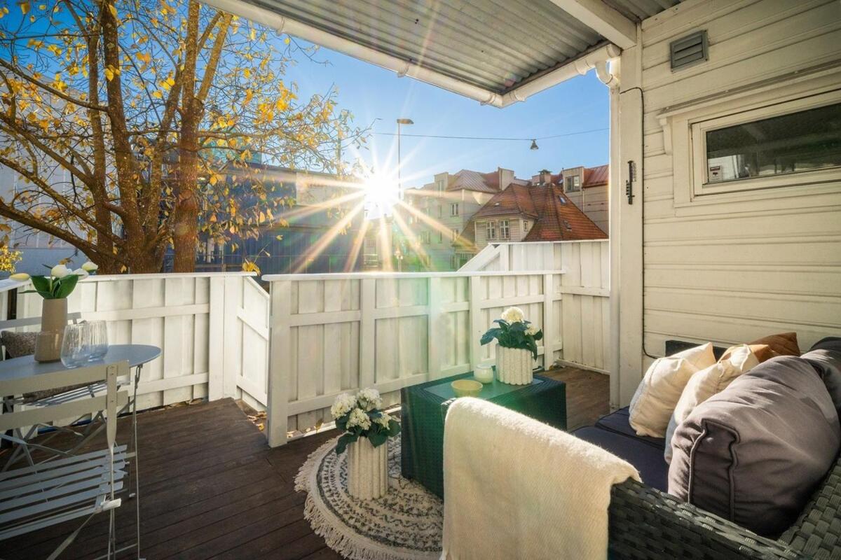 Cozy Hideaway with Private Balcony and Self Check In