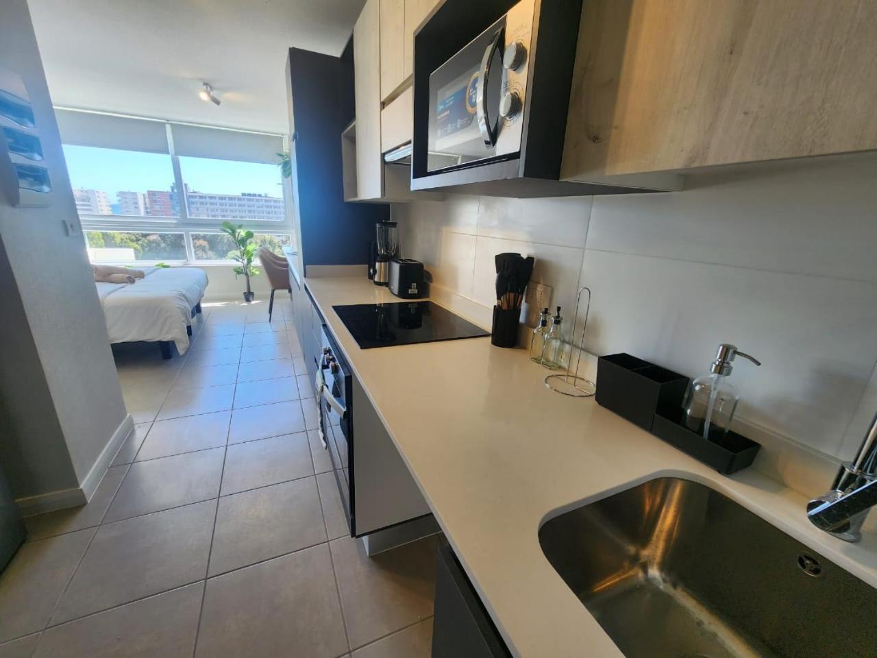 HOM l Parking Wifi CoWork Faro Turismo Piscina