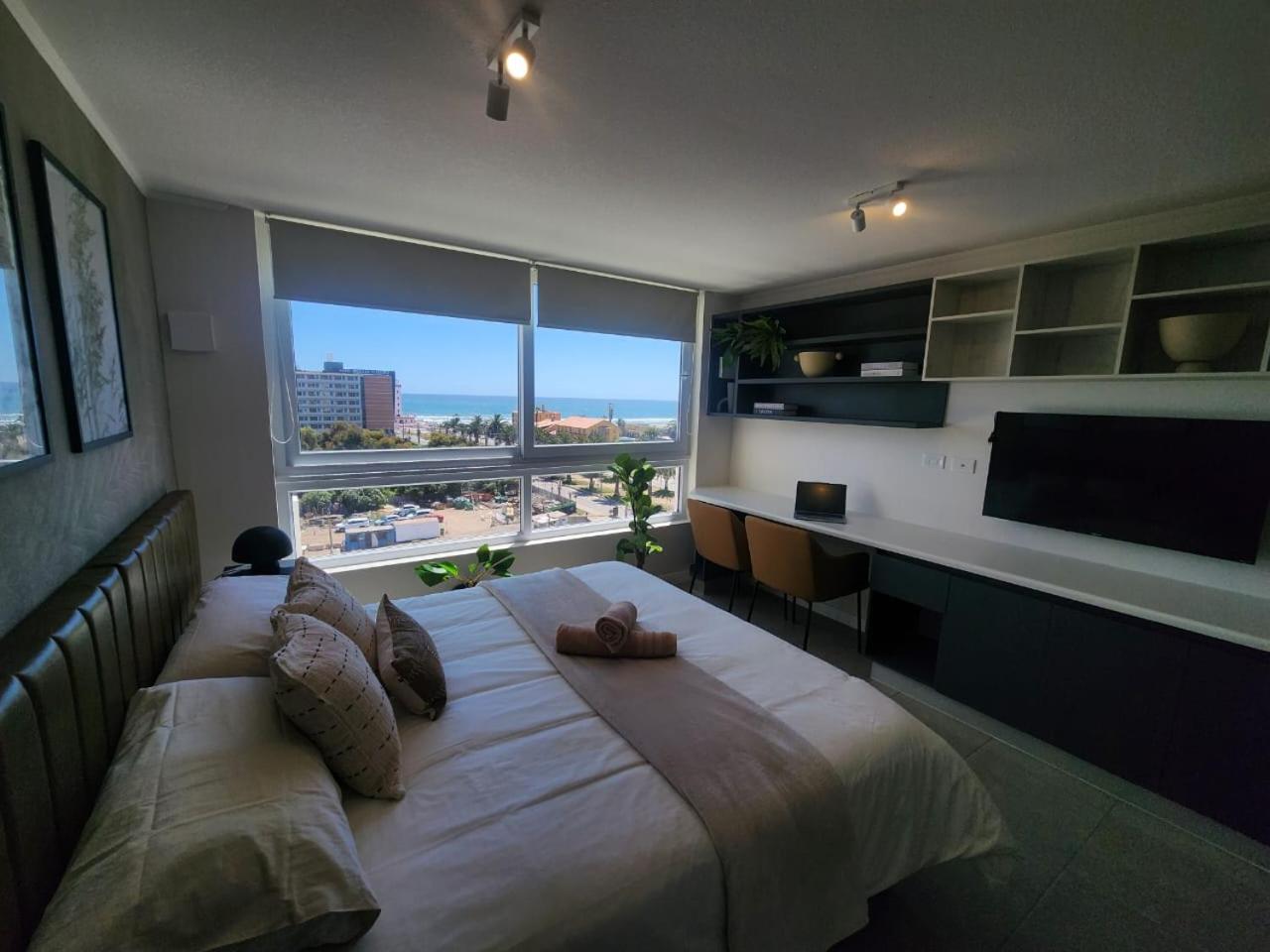 HOM l Parking Wifi CoWork Faro Turismo Piscina