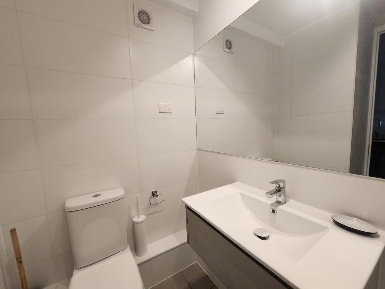 HOM l Parking Wifi CoWork Faro Turismo Piscina