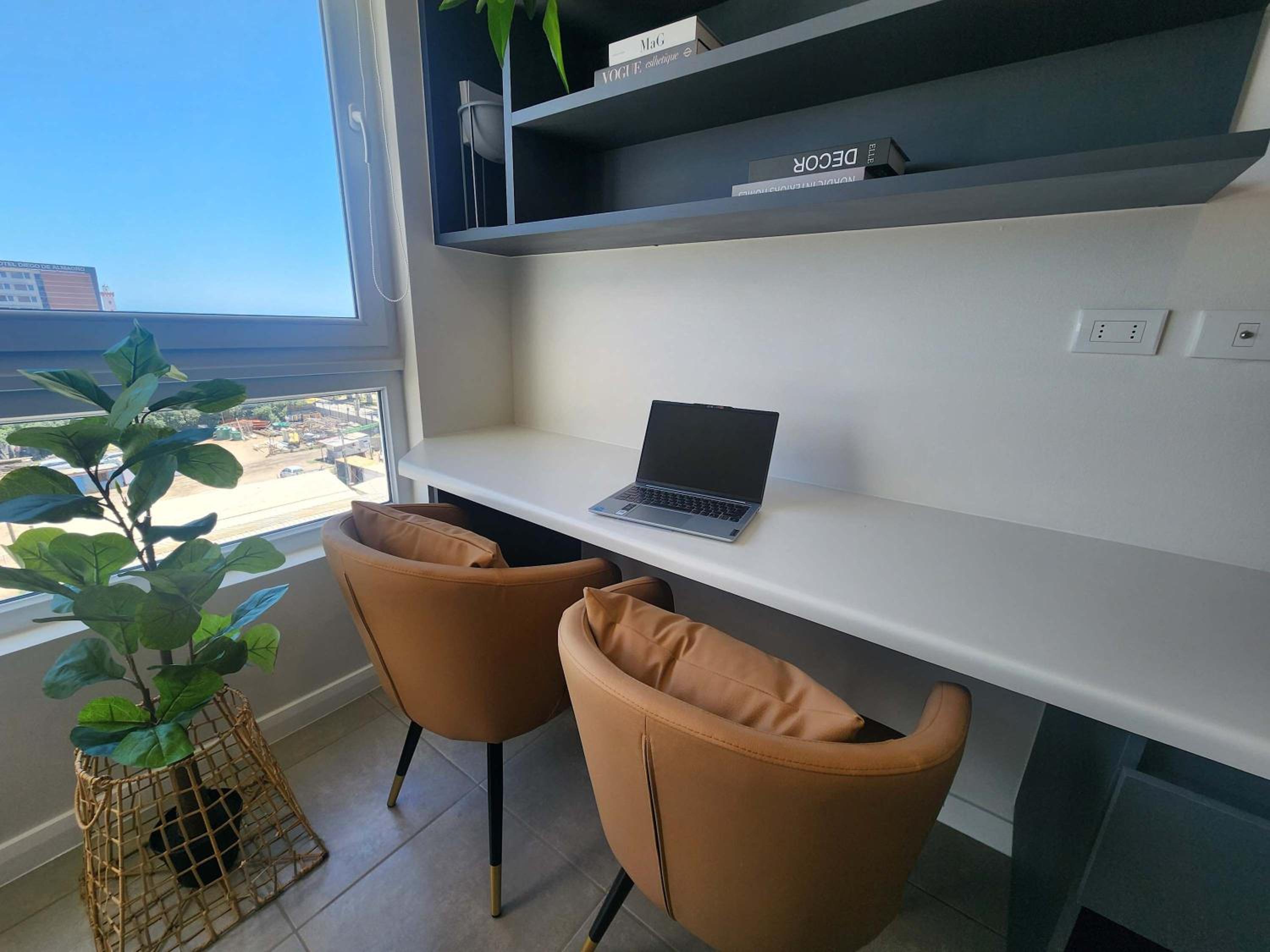 HOM l Vista Mar Cowork Parking Wifi Faro Serena