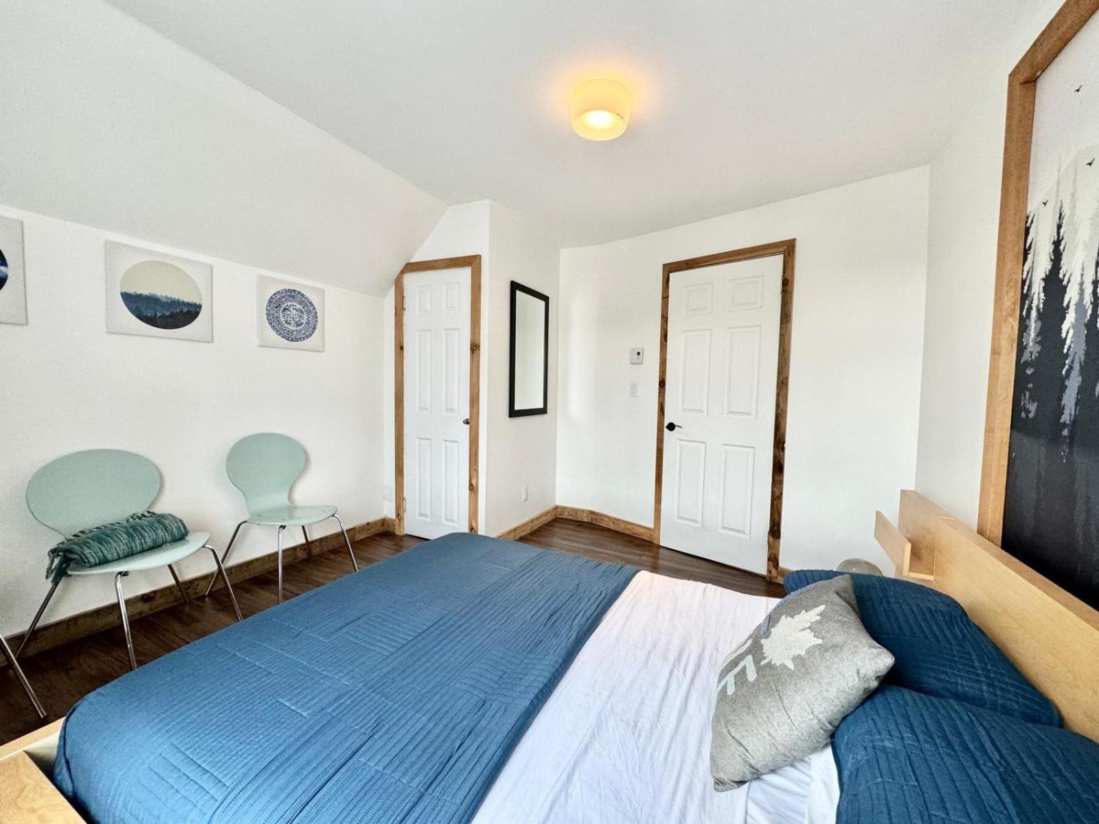 Le Wolfe - 2 Bedrooms - 2 min Falls - Free Parking