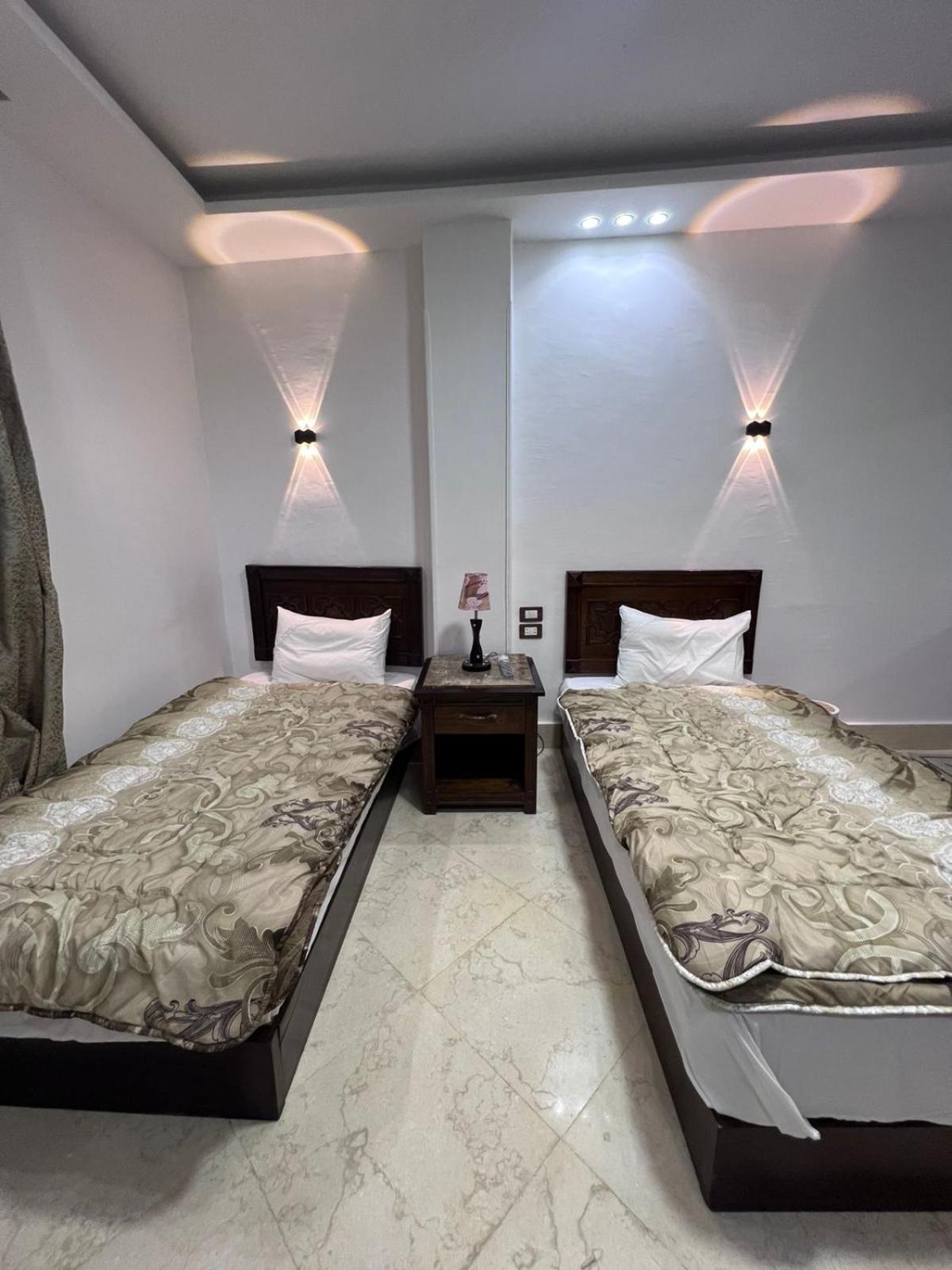 Samar Pyramids - Guest House