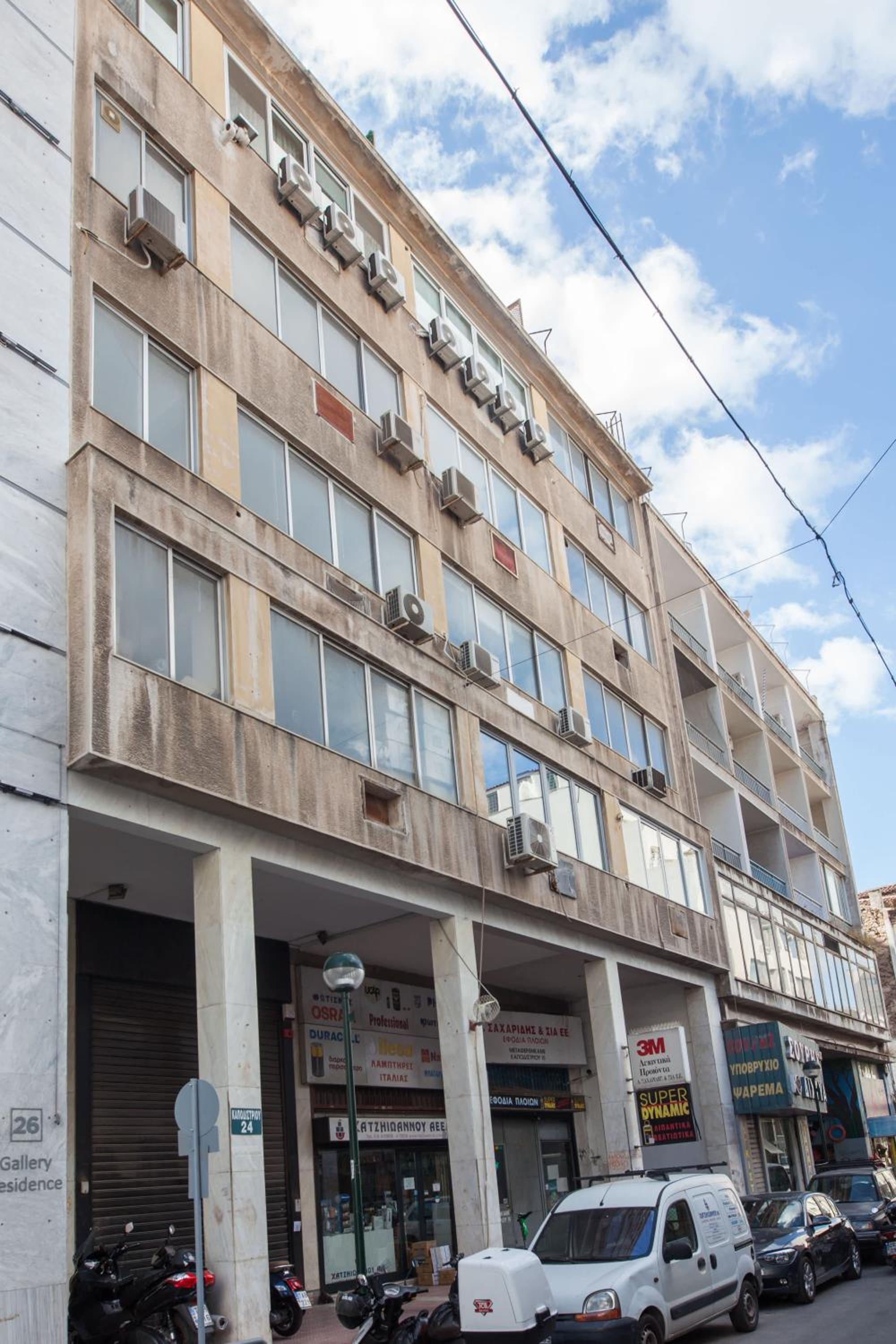 Stylish Modern Suite next to Piraeus Port