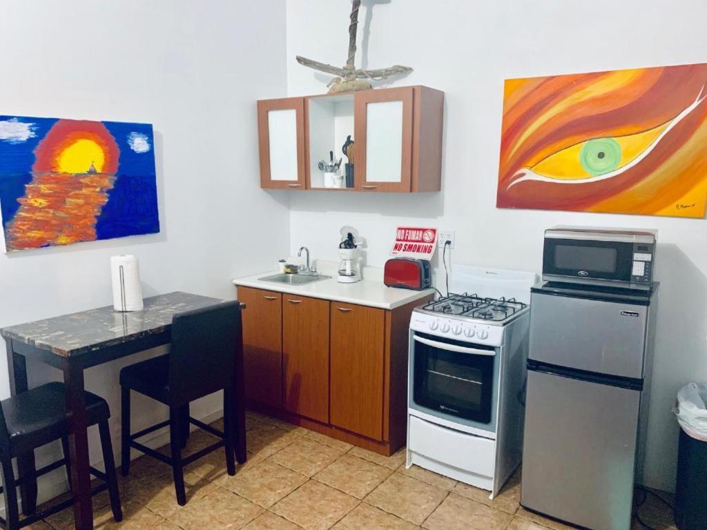 Ventana Va104 at Arecibo 681 Ocean Drive view 3