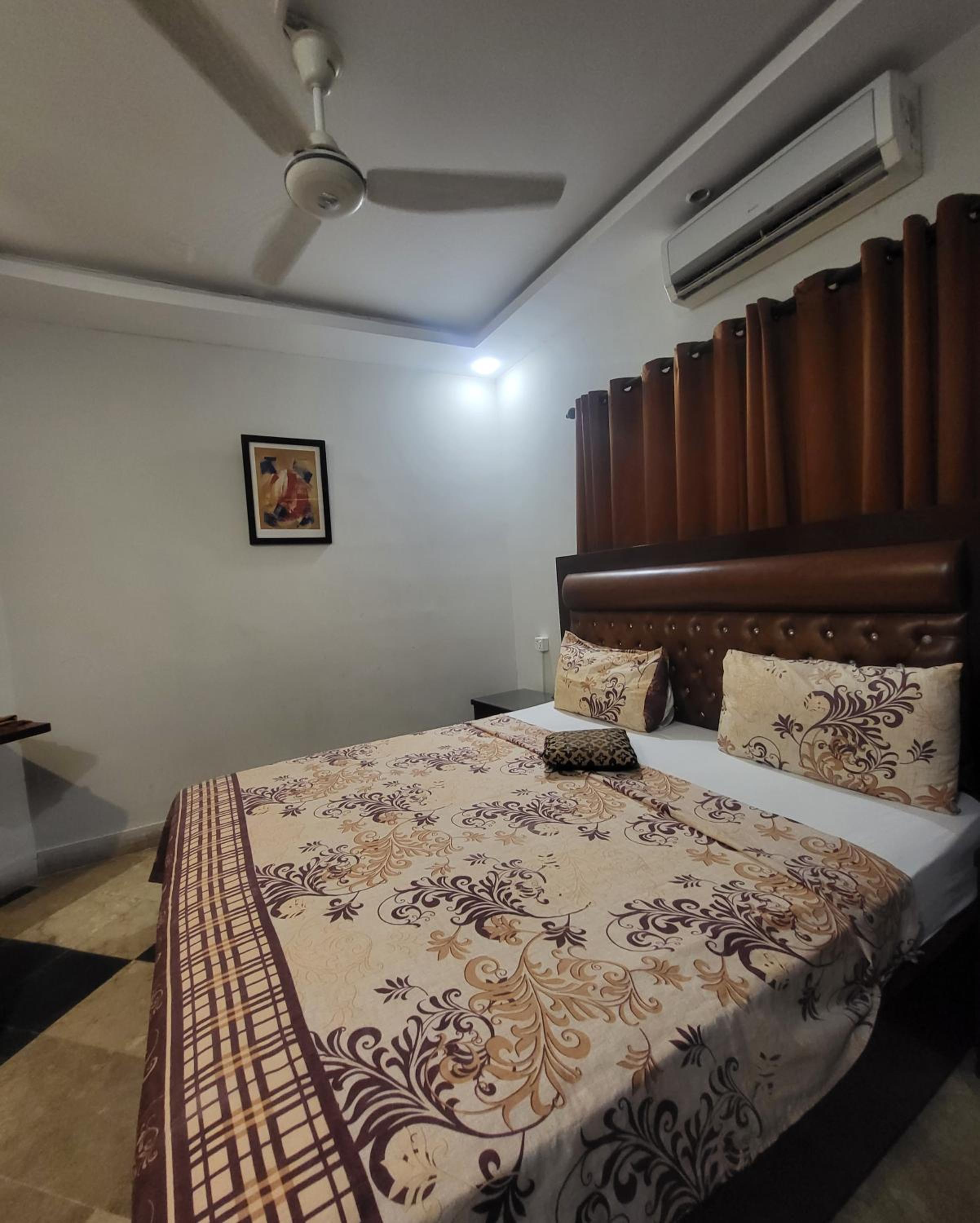 Seaview Lodge Guest House