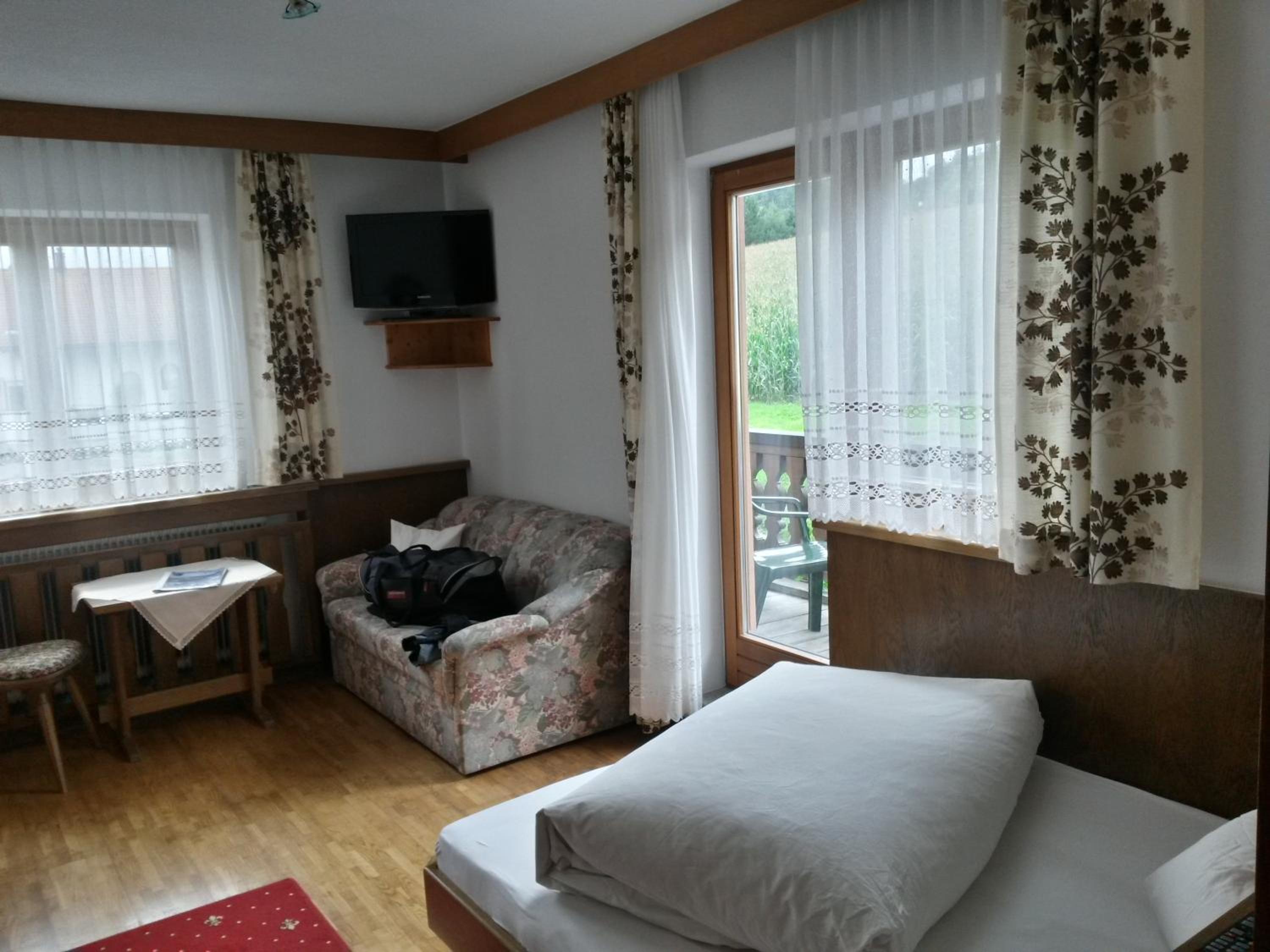 Photo 23