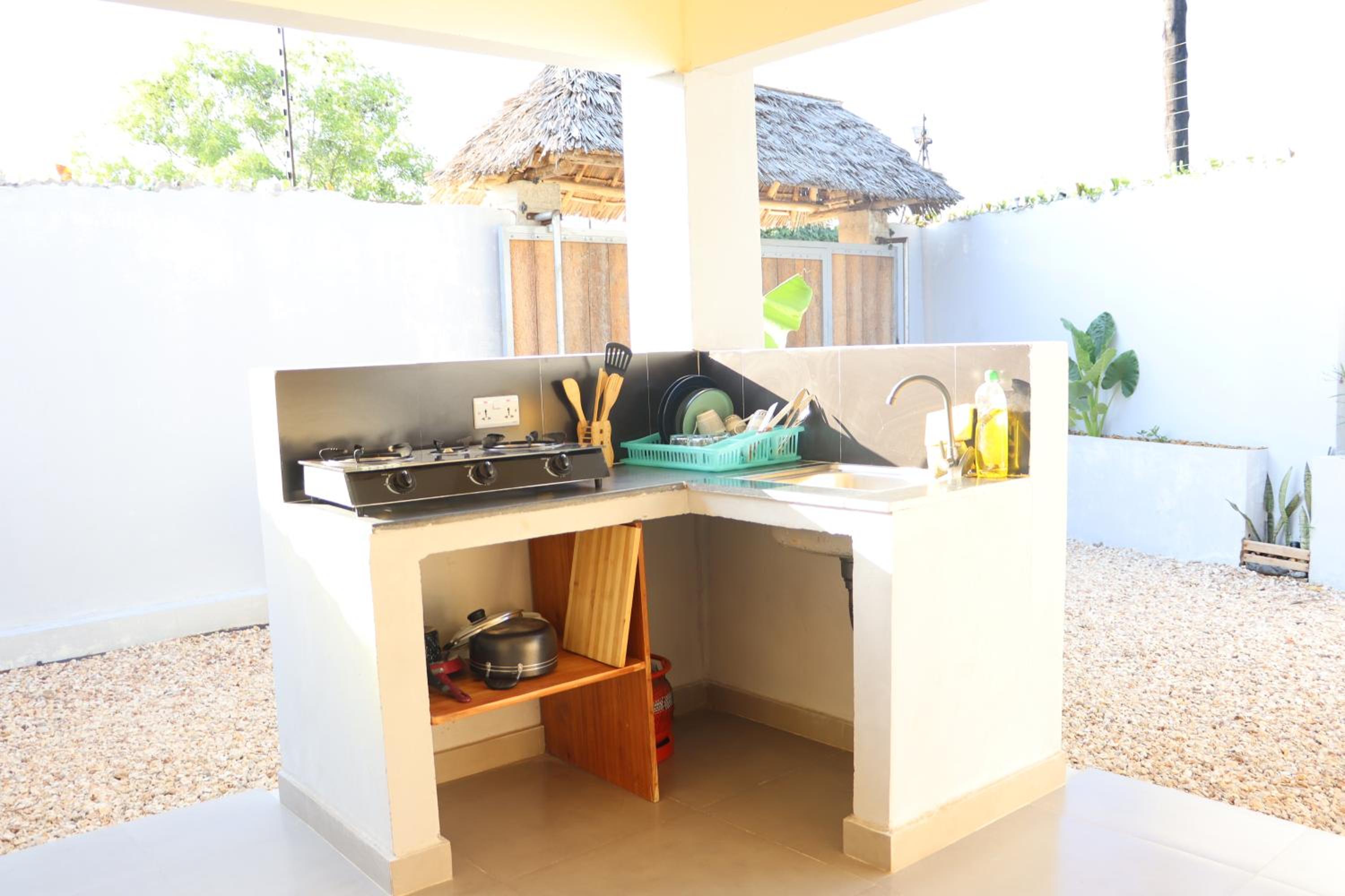 B Home Zanzibar