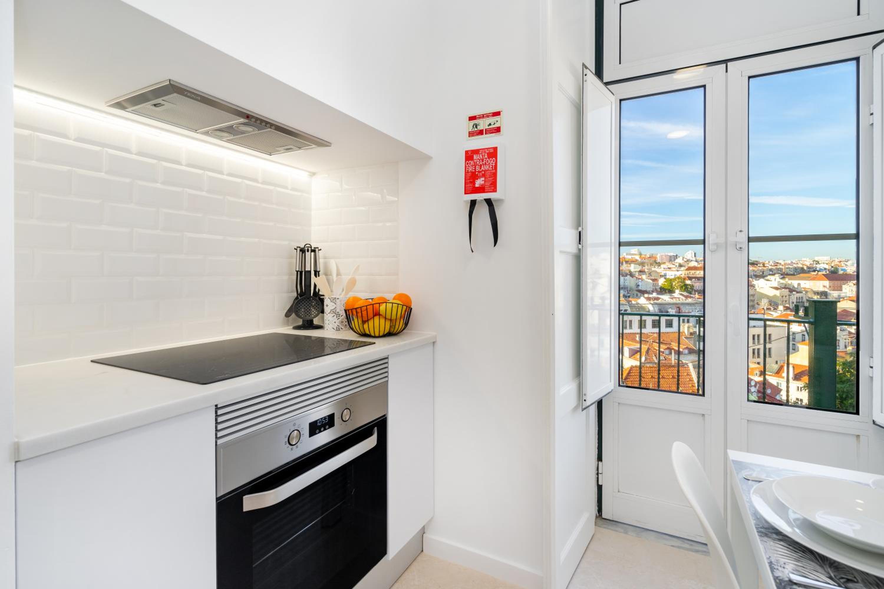 WHome Modern Luxury in Lisbon's Historic Center view 5