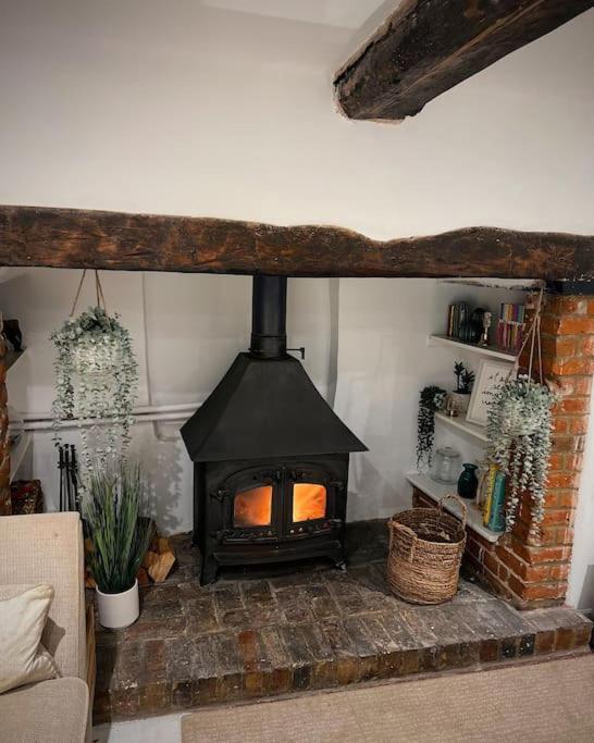 Poppy Rose Cottage view 3