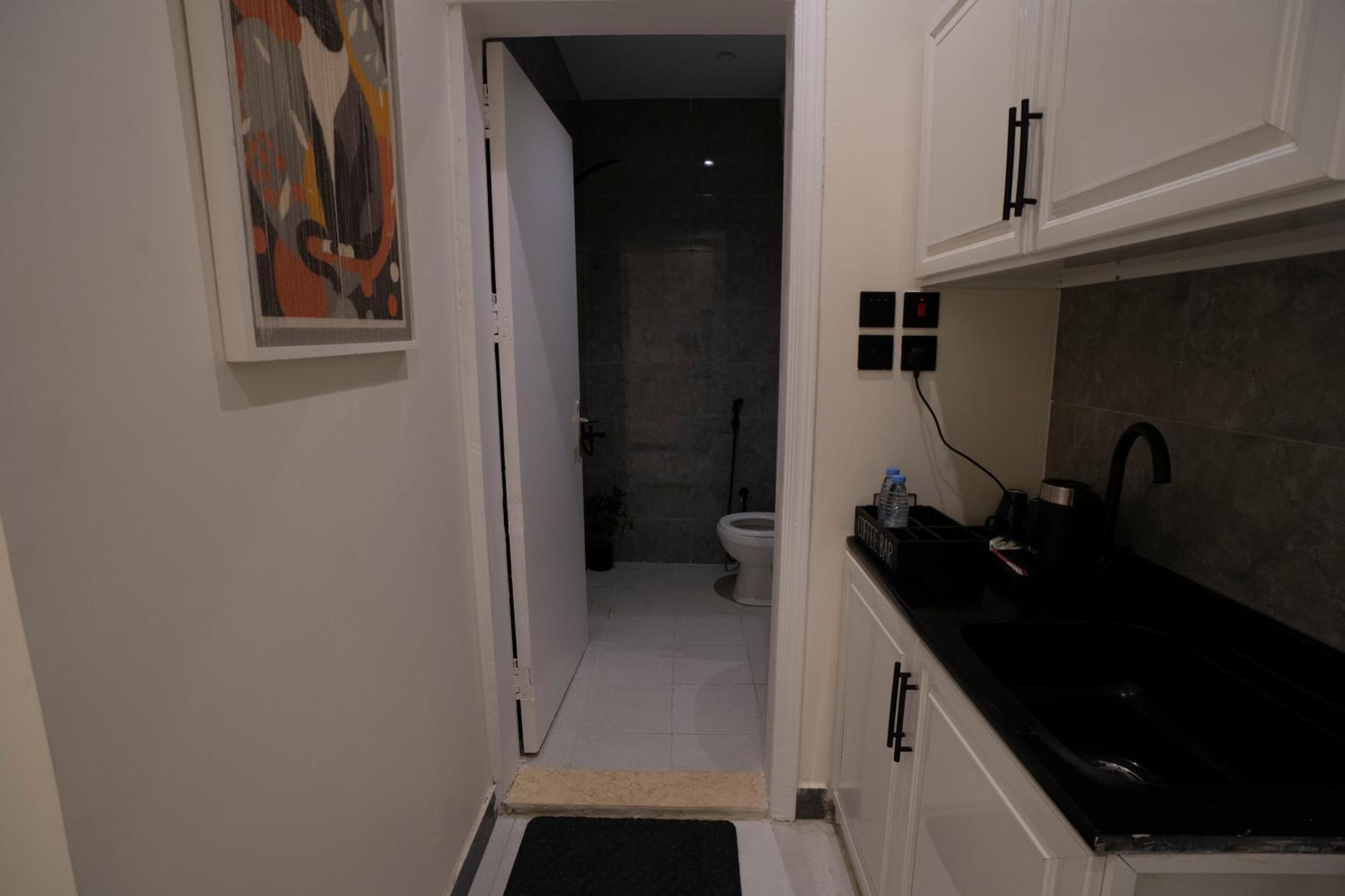D13 - Quiet studio elegant Luxury apartment Self-Entry
