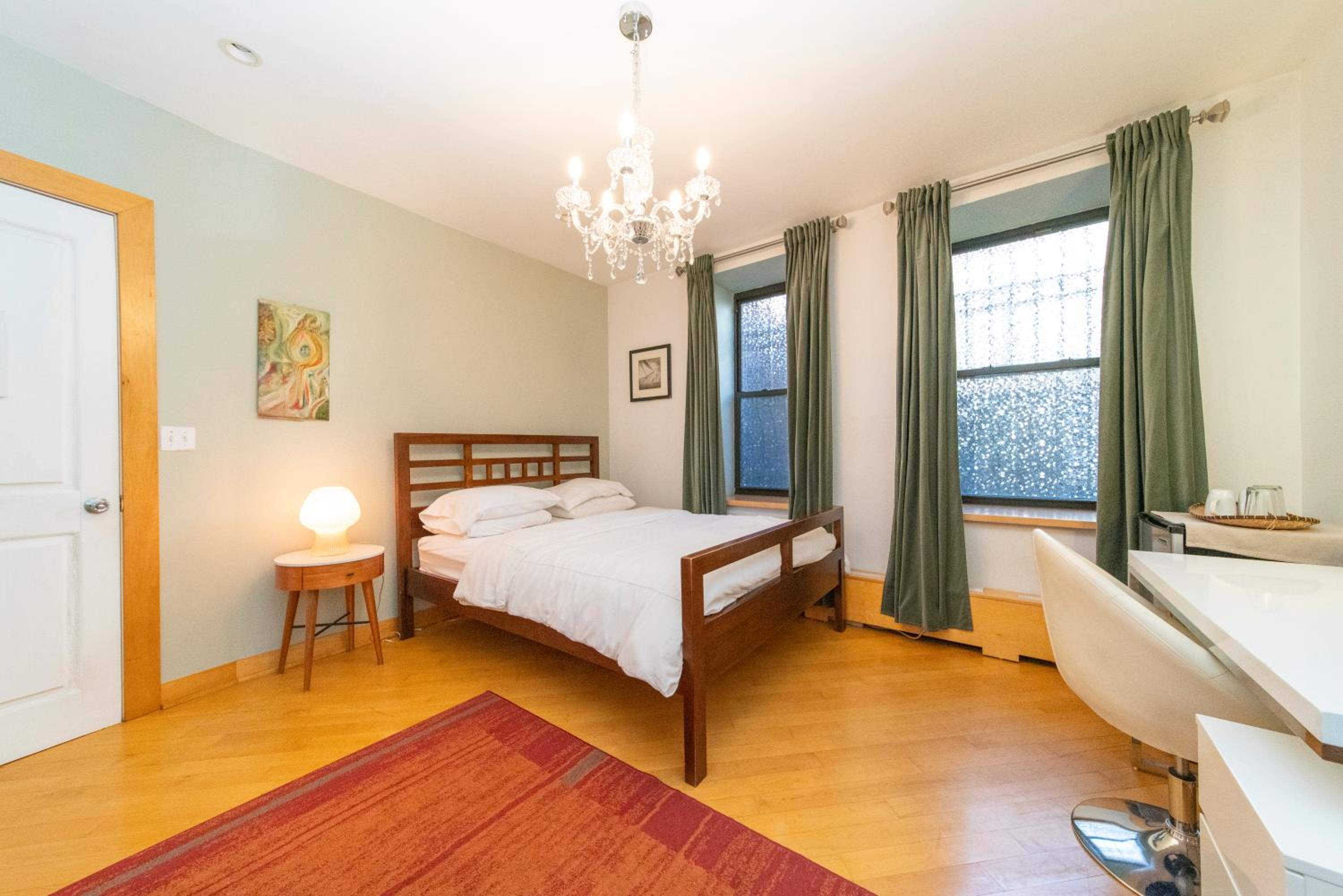 2 bedrooms with one private bathroom in lovely home