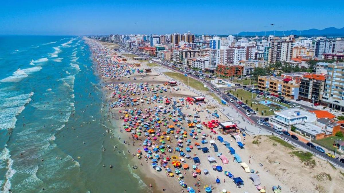 Apartamento Coração de capão 100mt do mar view 5