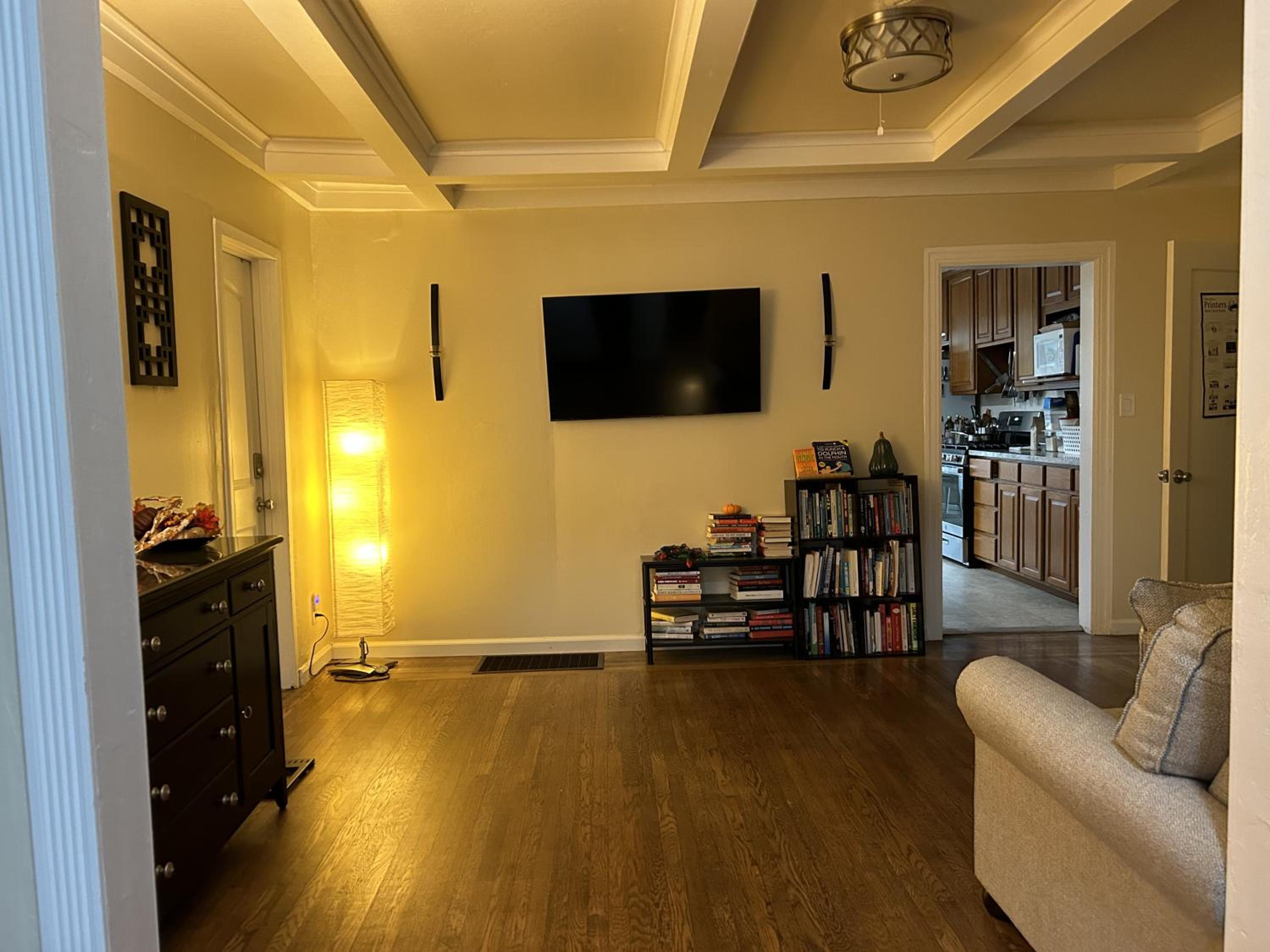 Spacious bright room in Prime Silicon valley location