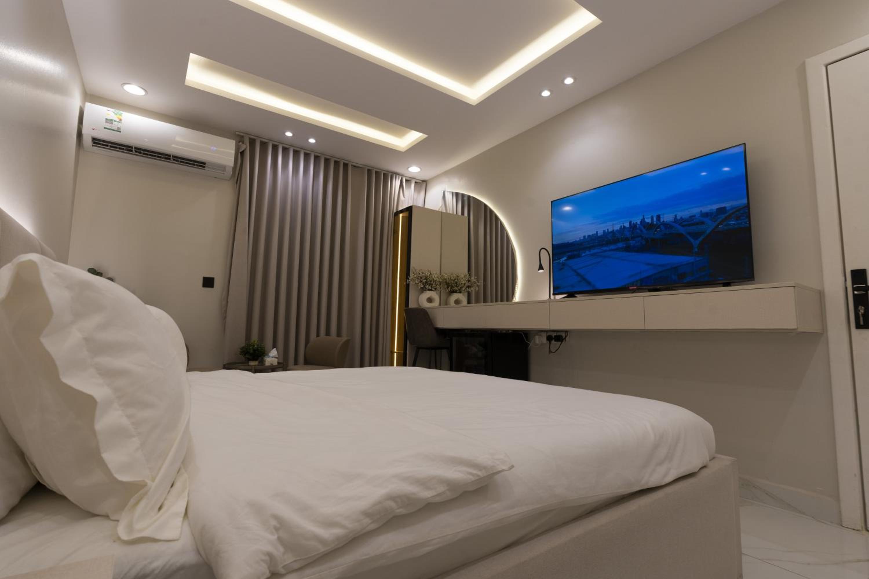 Quiet & elegant Apartment with self-entry