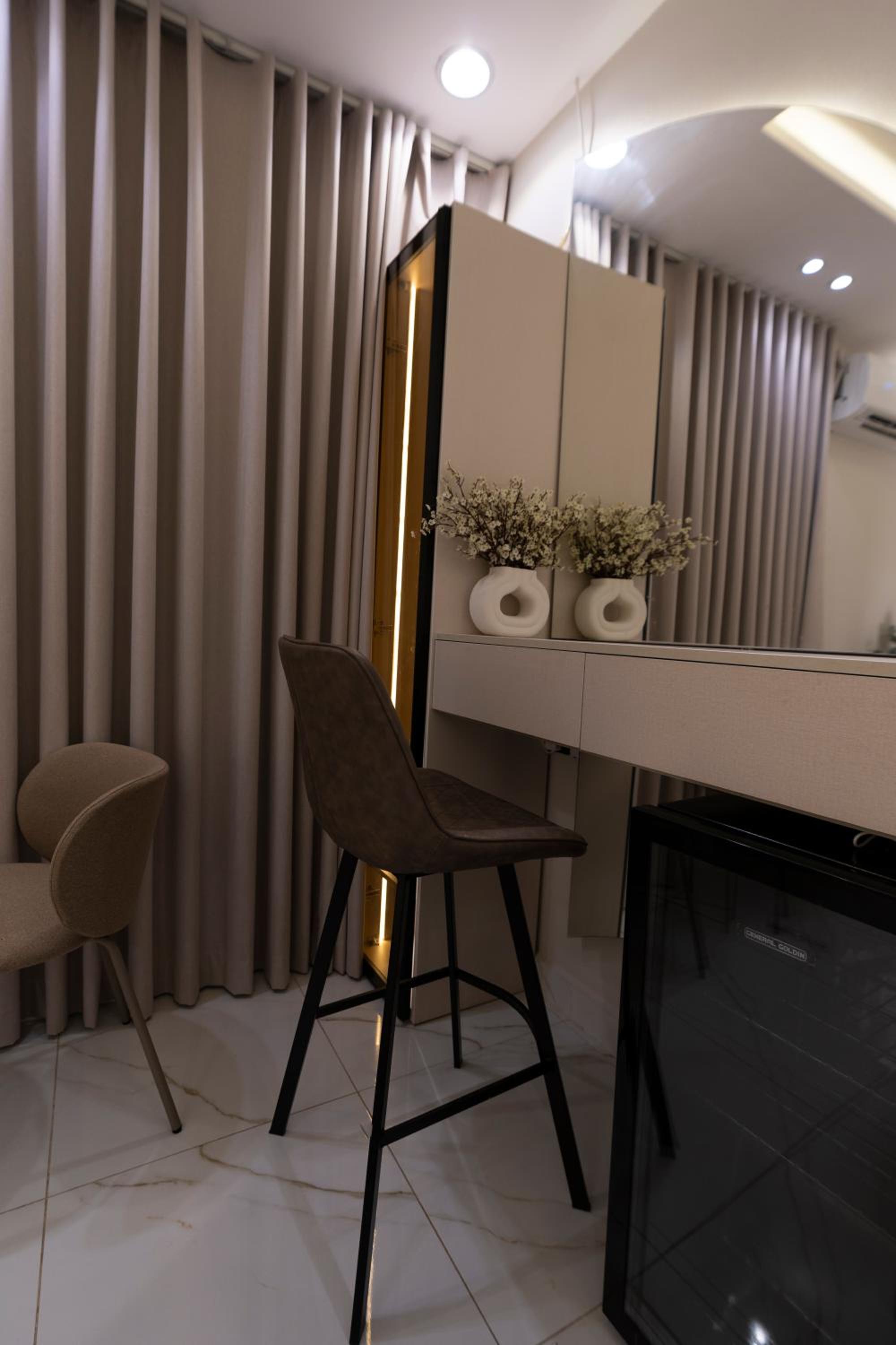 Quiet & elegant Apartment with self-entry