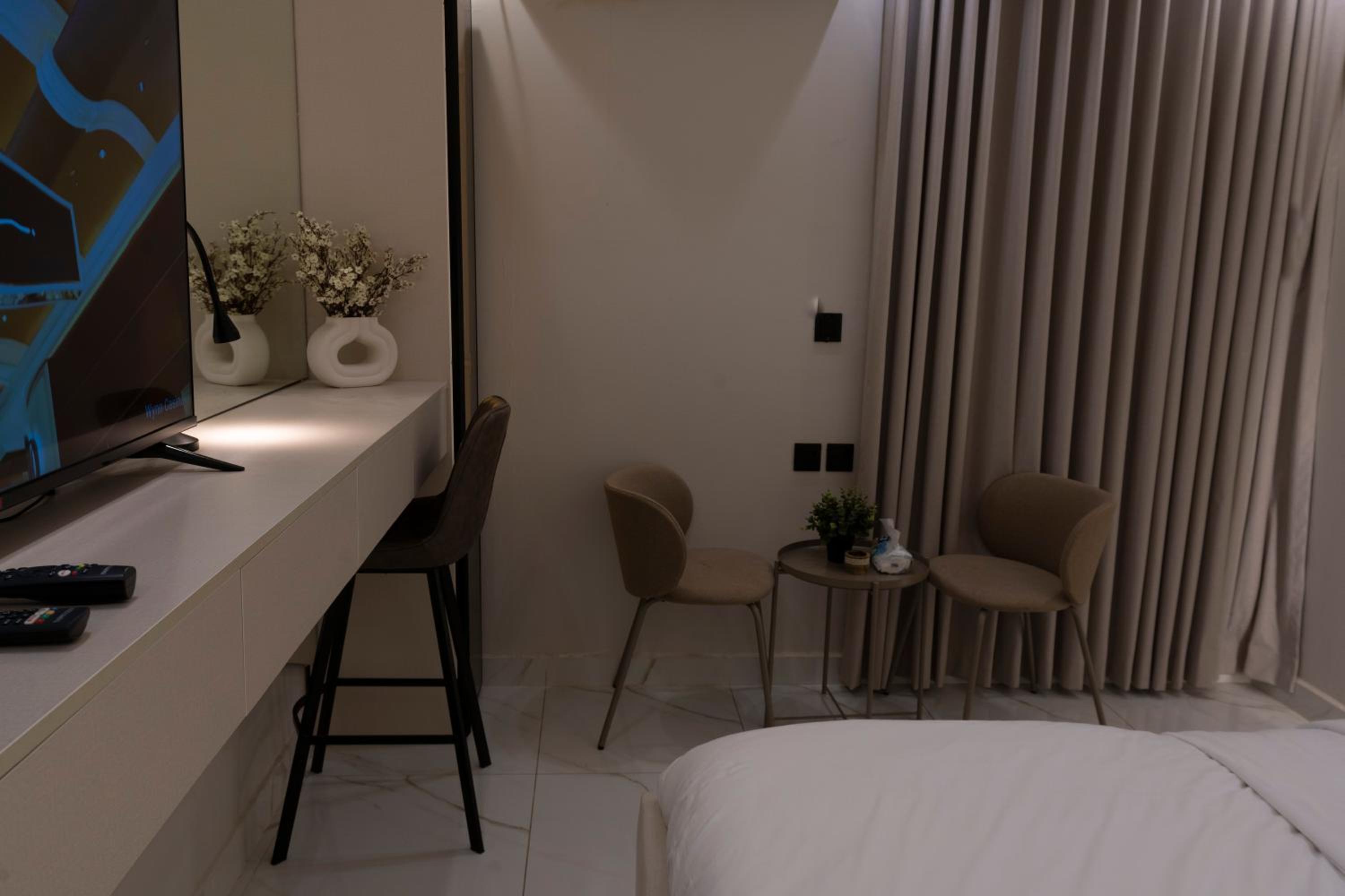 Quiet & elegant Apartment with self-entry