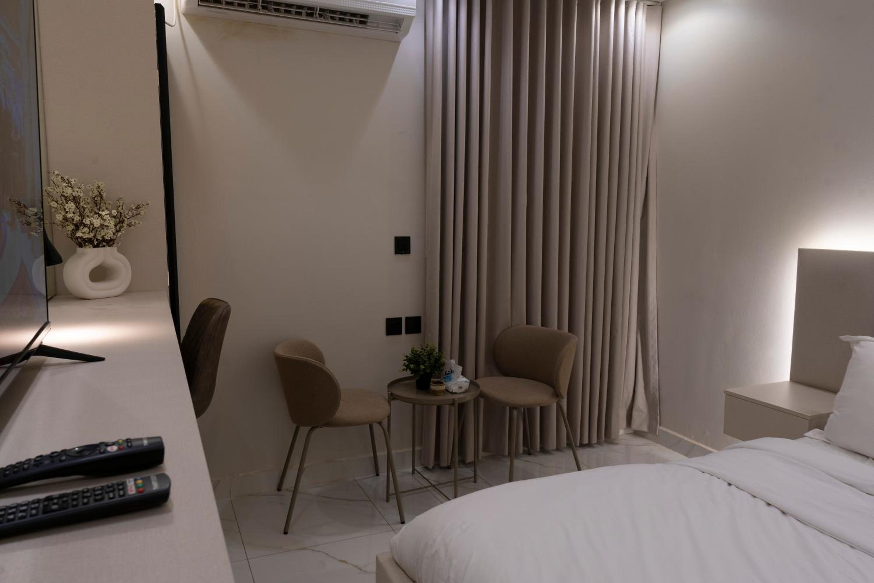Quiet & elegant Apartment with self-entry