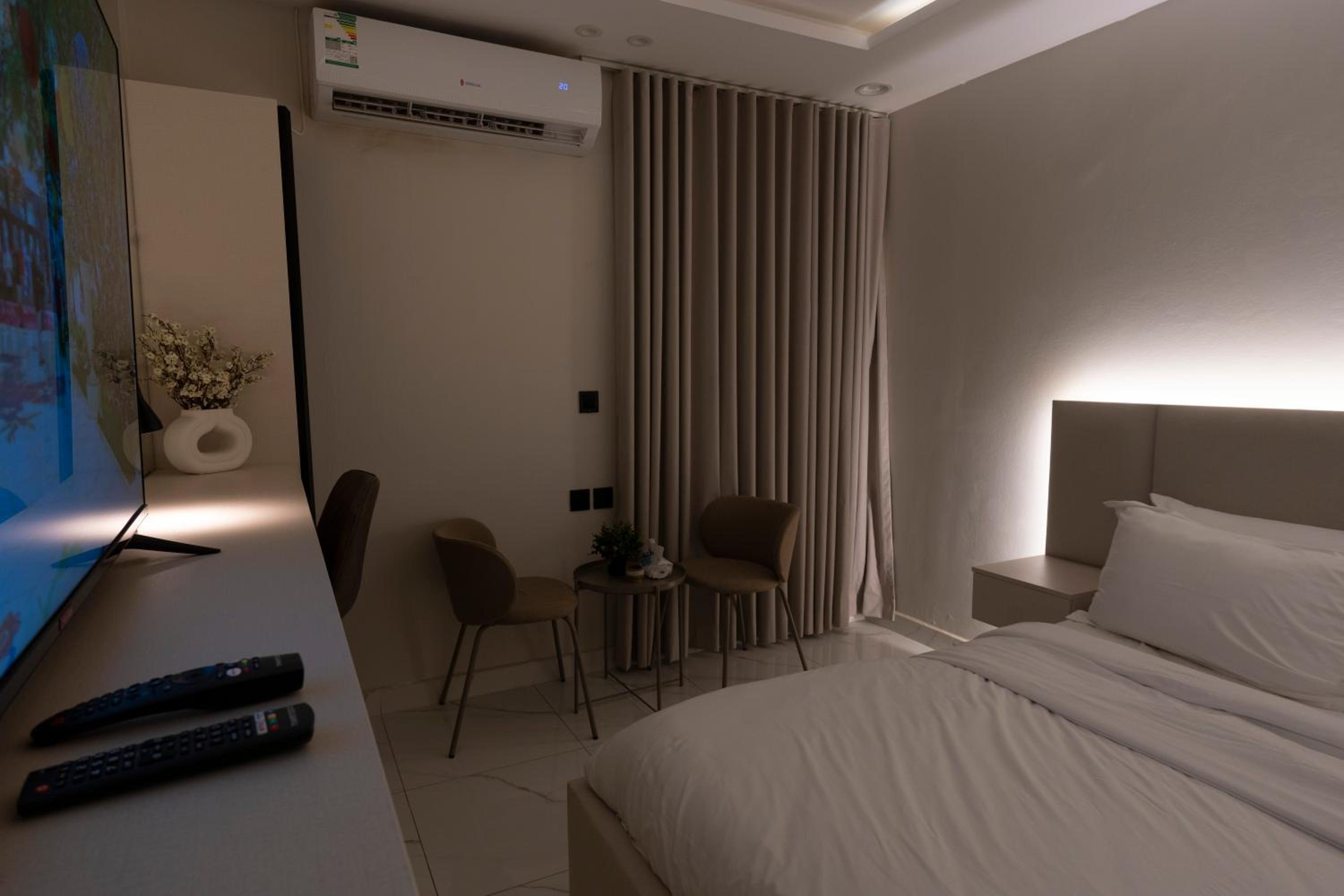 Quiet & elegant Apartment with self-entry