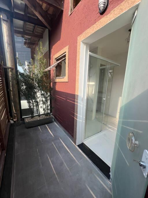 Casa hóspede privativa -Área piscina compartilhada