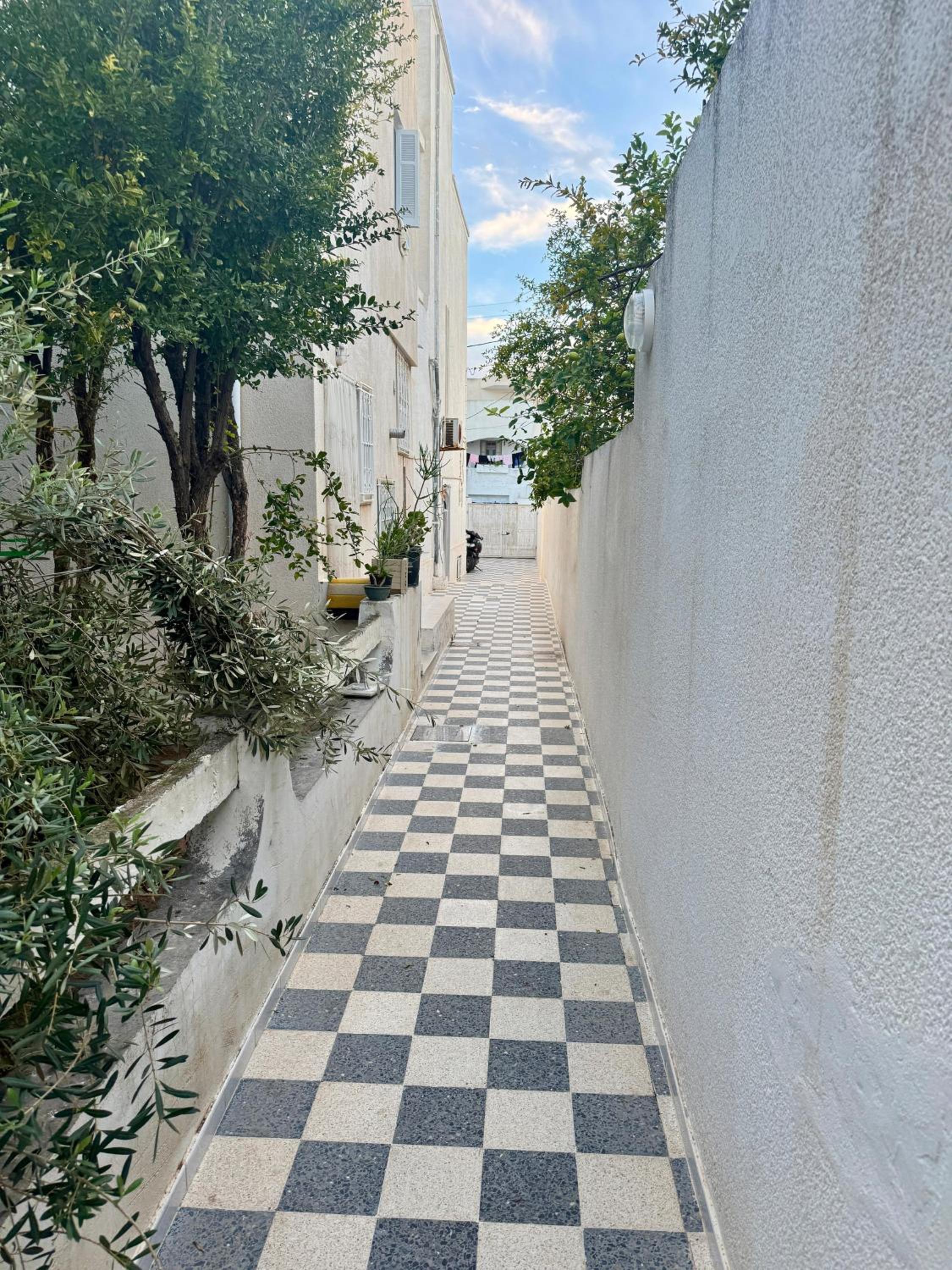 Duplex Basma
