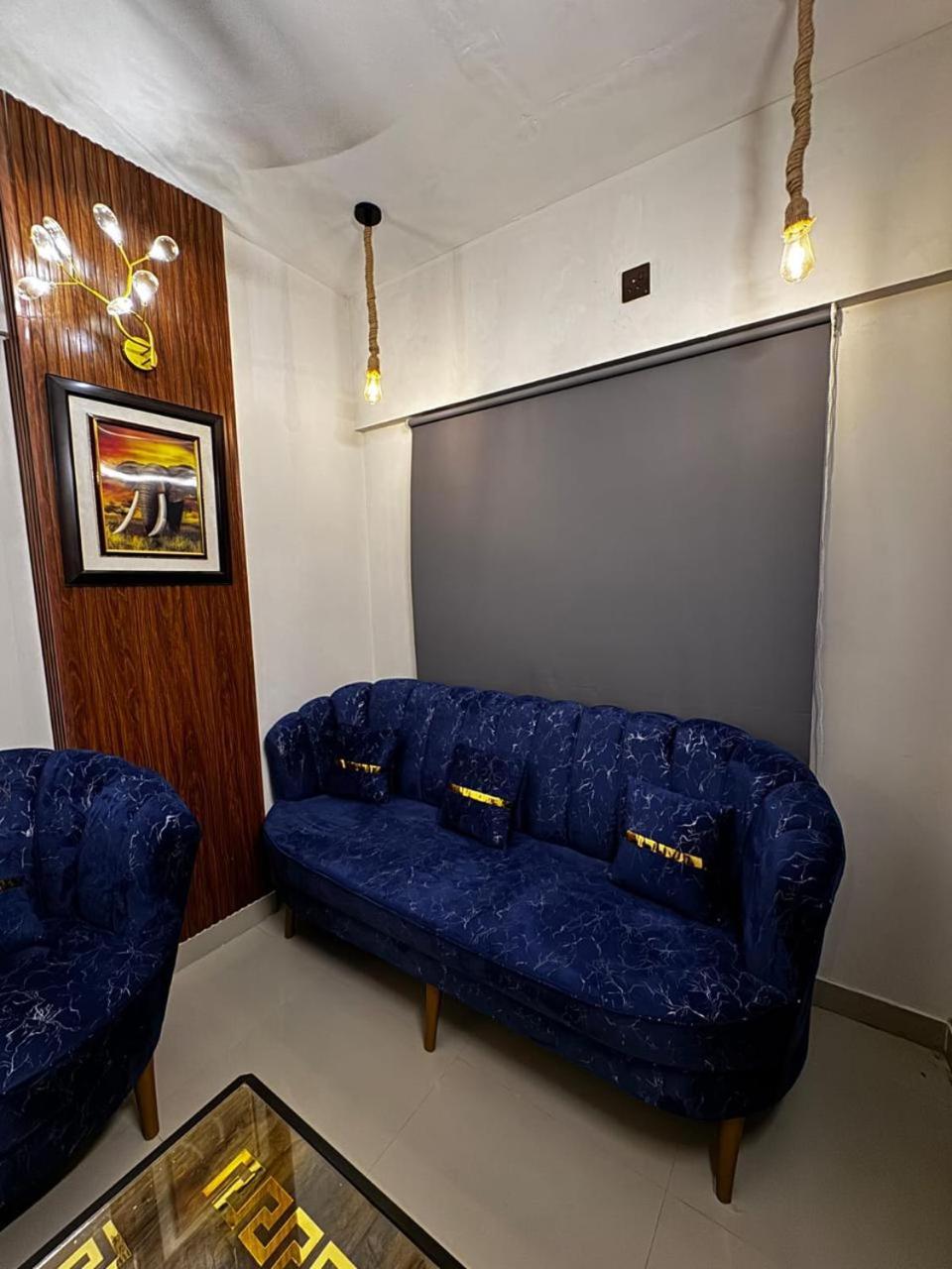 COZY 1 BR APARTMENT WITH SPAClOUS LOUNGE view 3