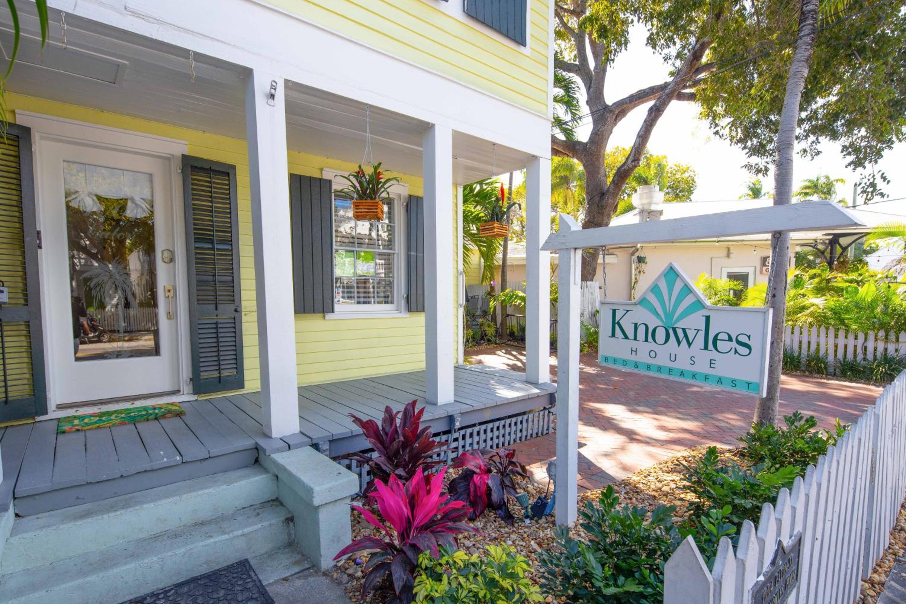Knowles House