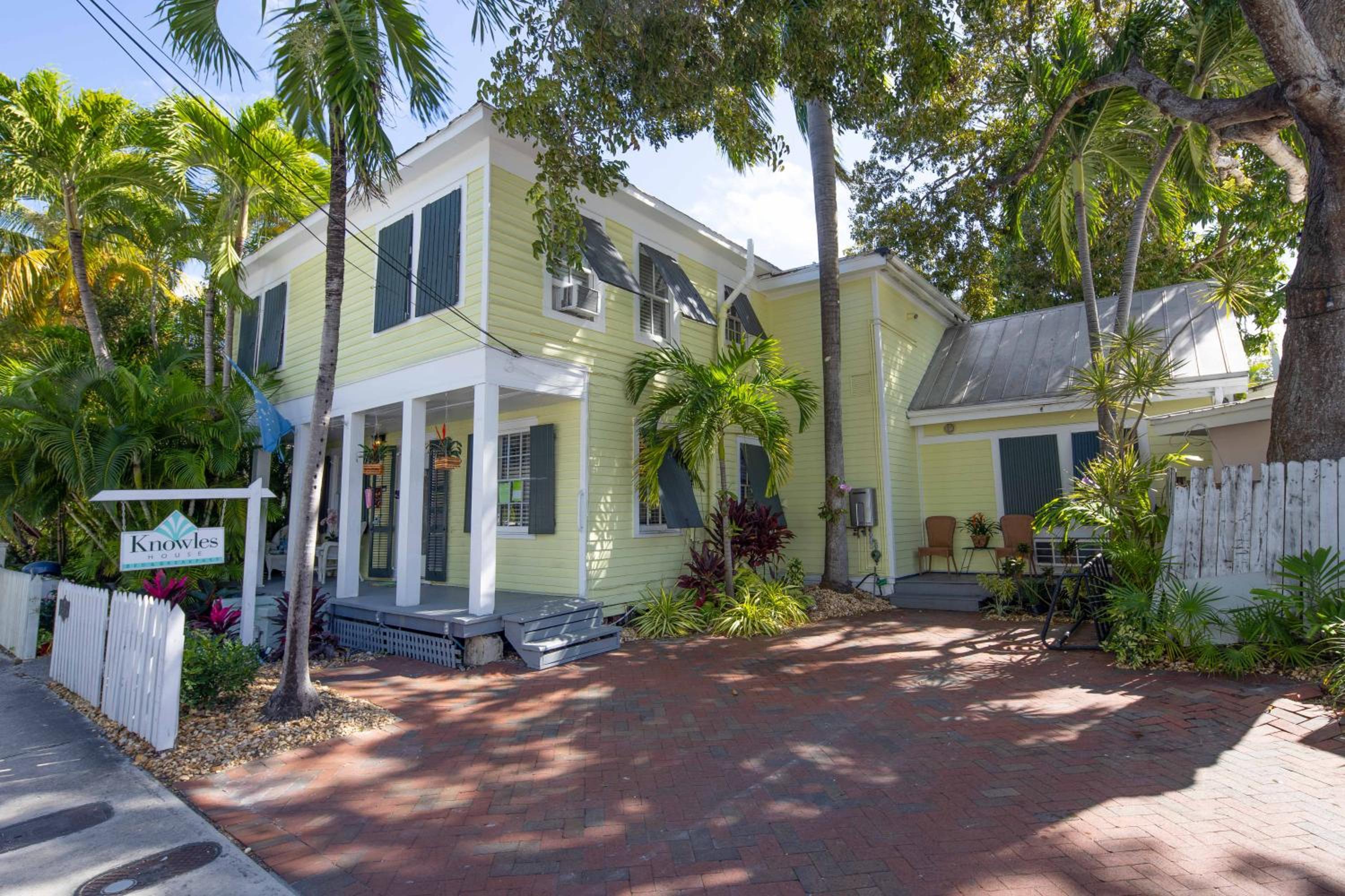 Knowles House