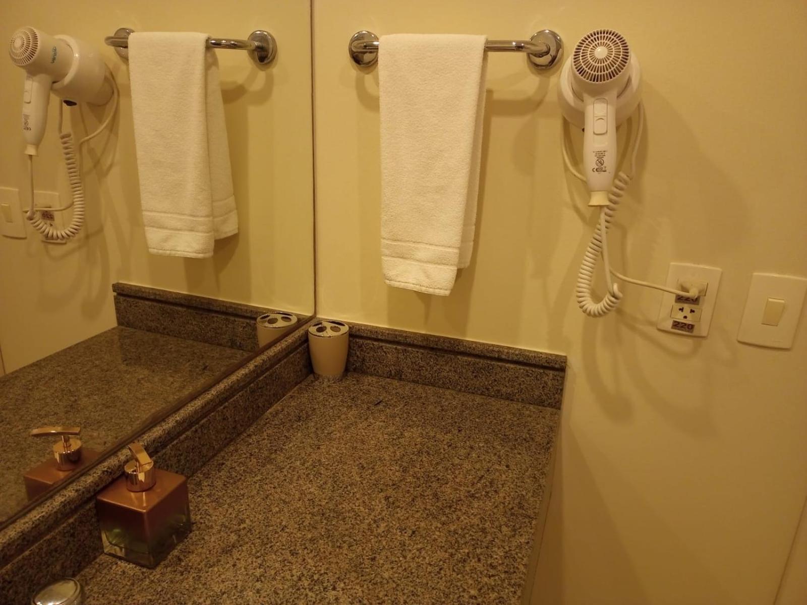 Flat eSuites - Confortavel ao lado Aeroporto Congonhas - H801