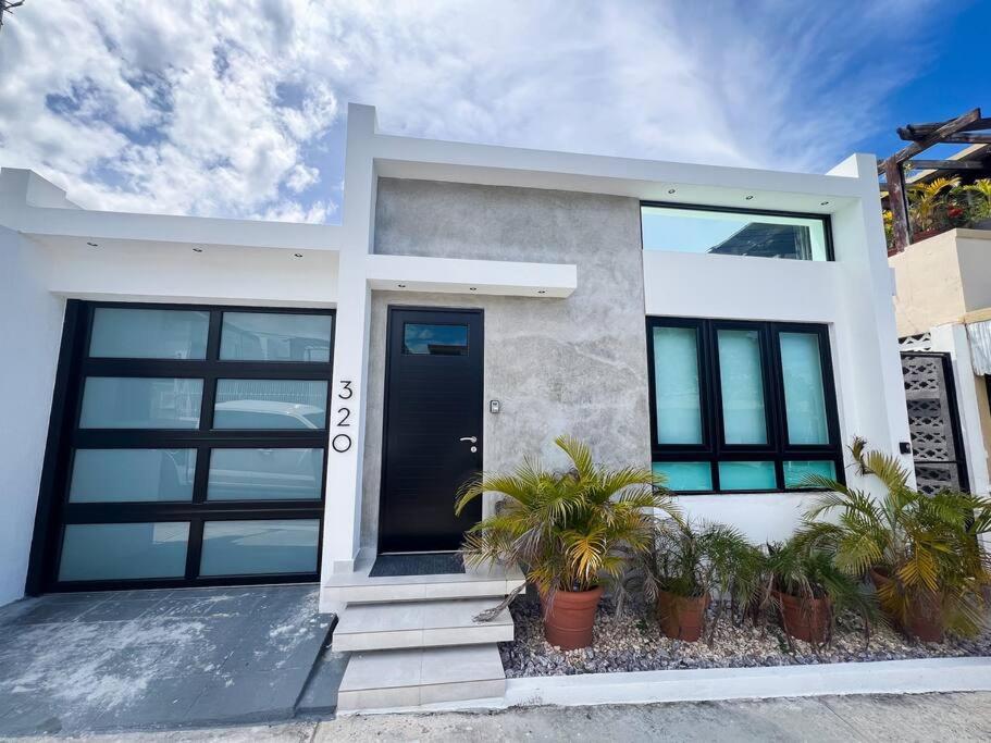 Casa Boho Modern House With Parking in San Juan view 4