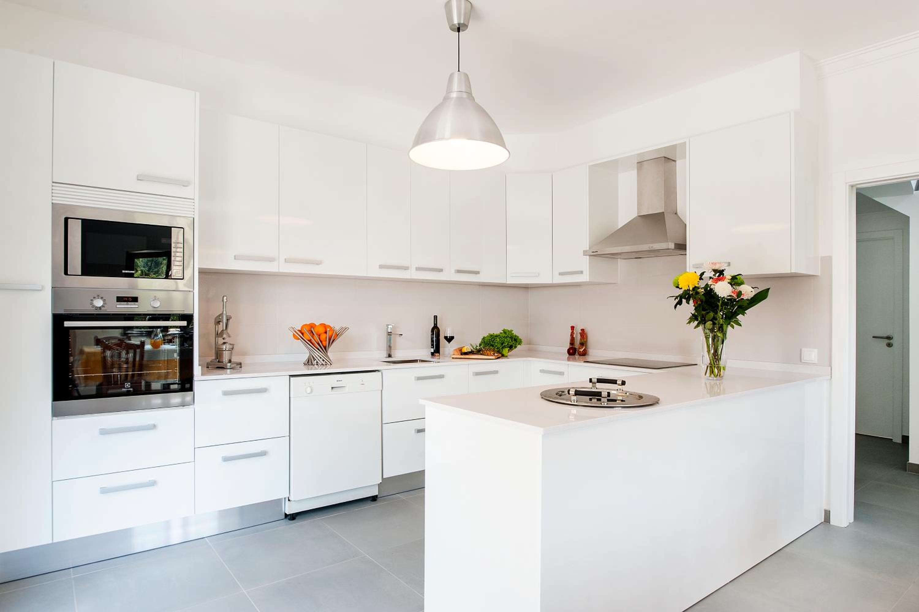 Beachouse - Surf, Bed & Breakfast