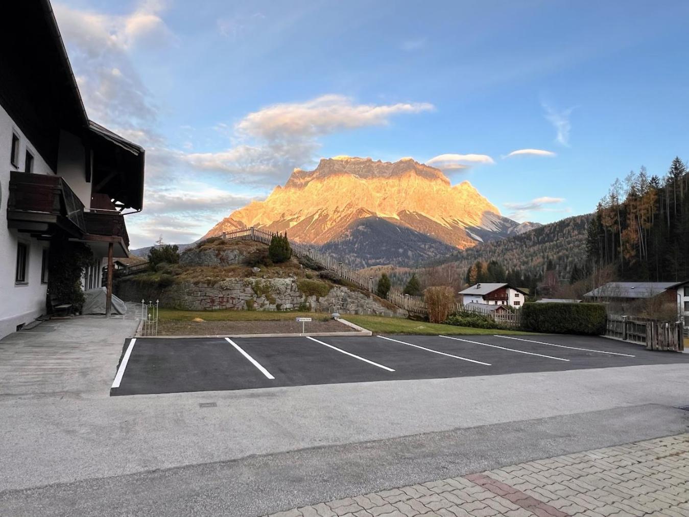 Alpinum Hostel Biberwier - Günstige Privatzimmer in der Zugspitz Arena