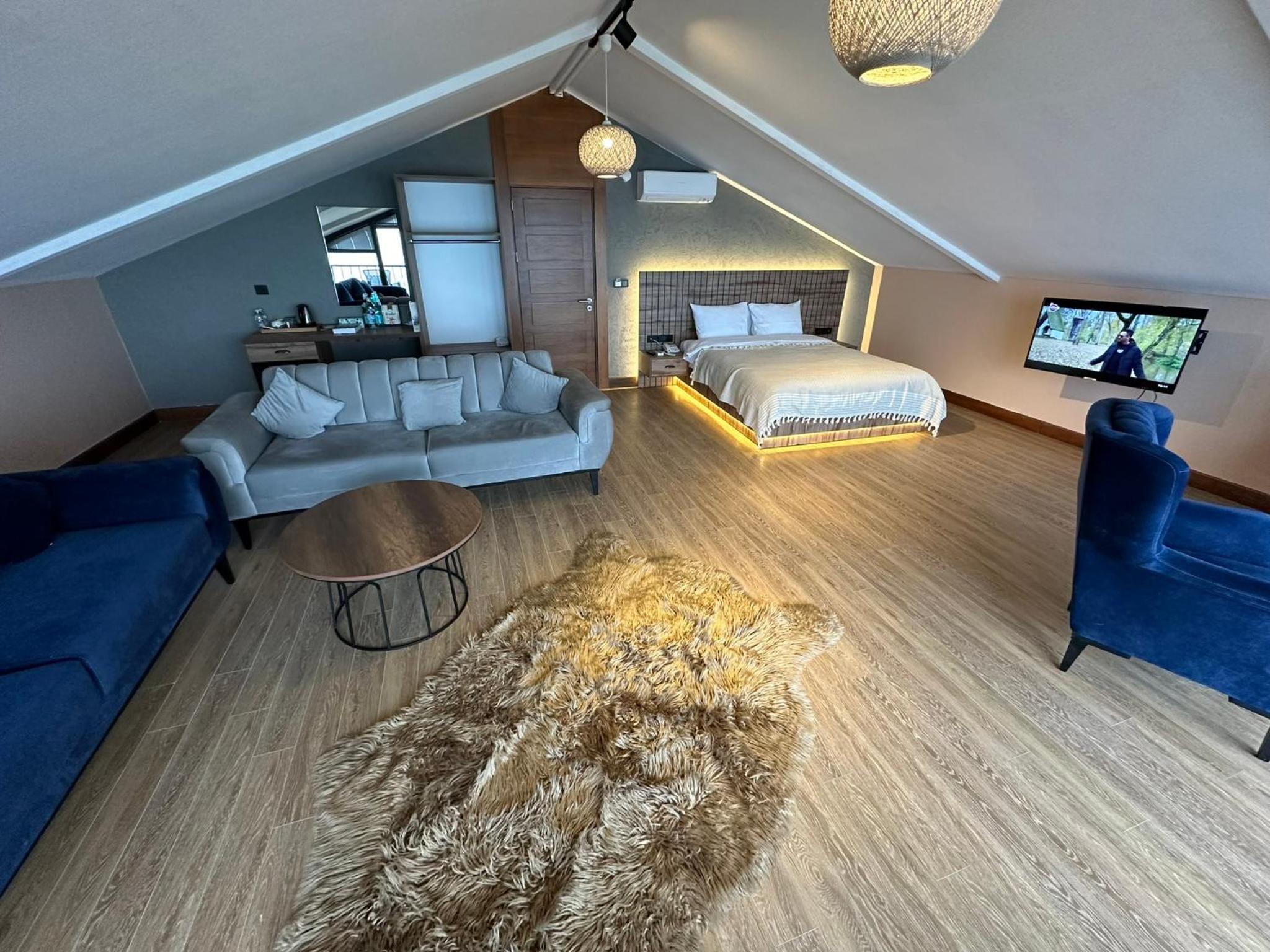 Marina LİGHTHOUSE AİRPORT HOTEL
