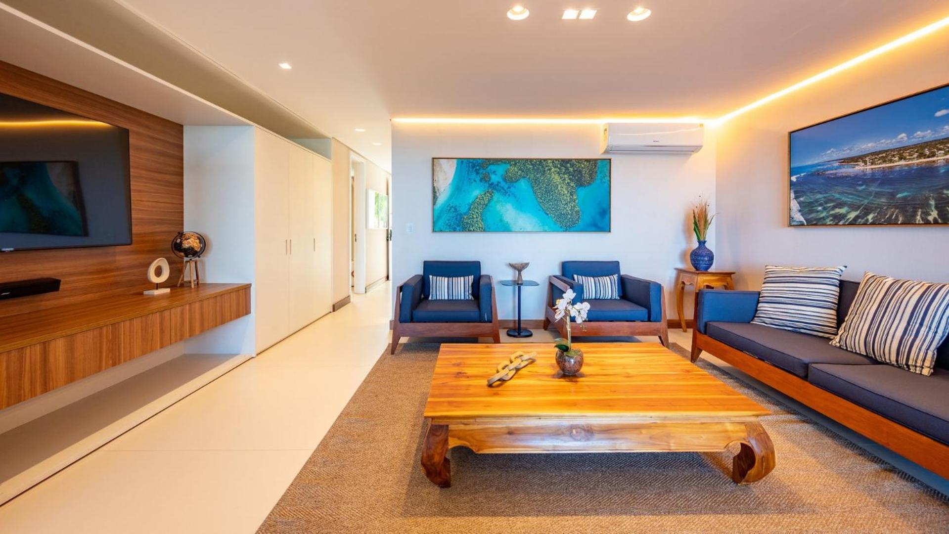 Apartamento Luxuoso à Beira-mar em Praia do Forte!